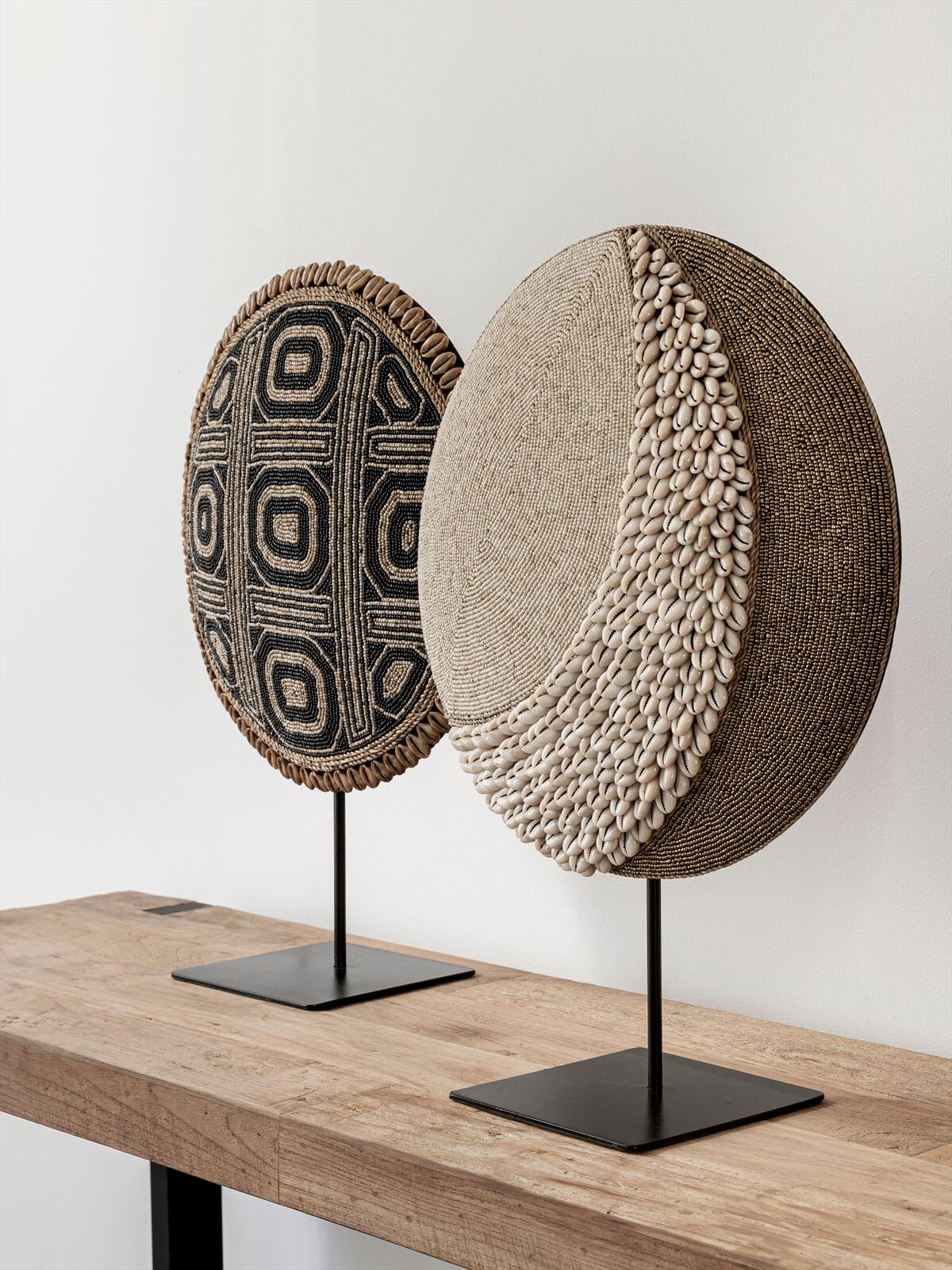 MUST Living Ornament 'Cameron' op standaard, 55cm