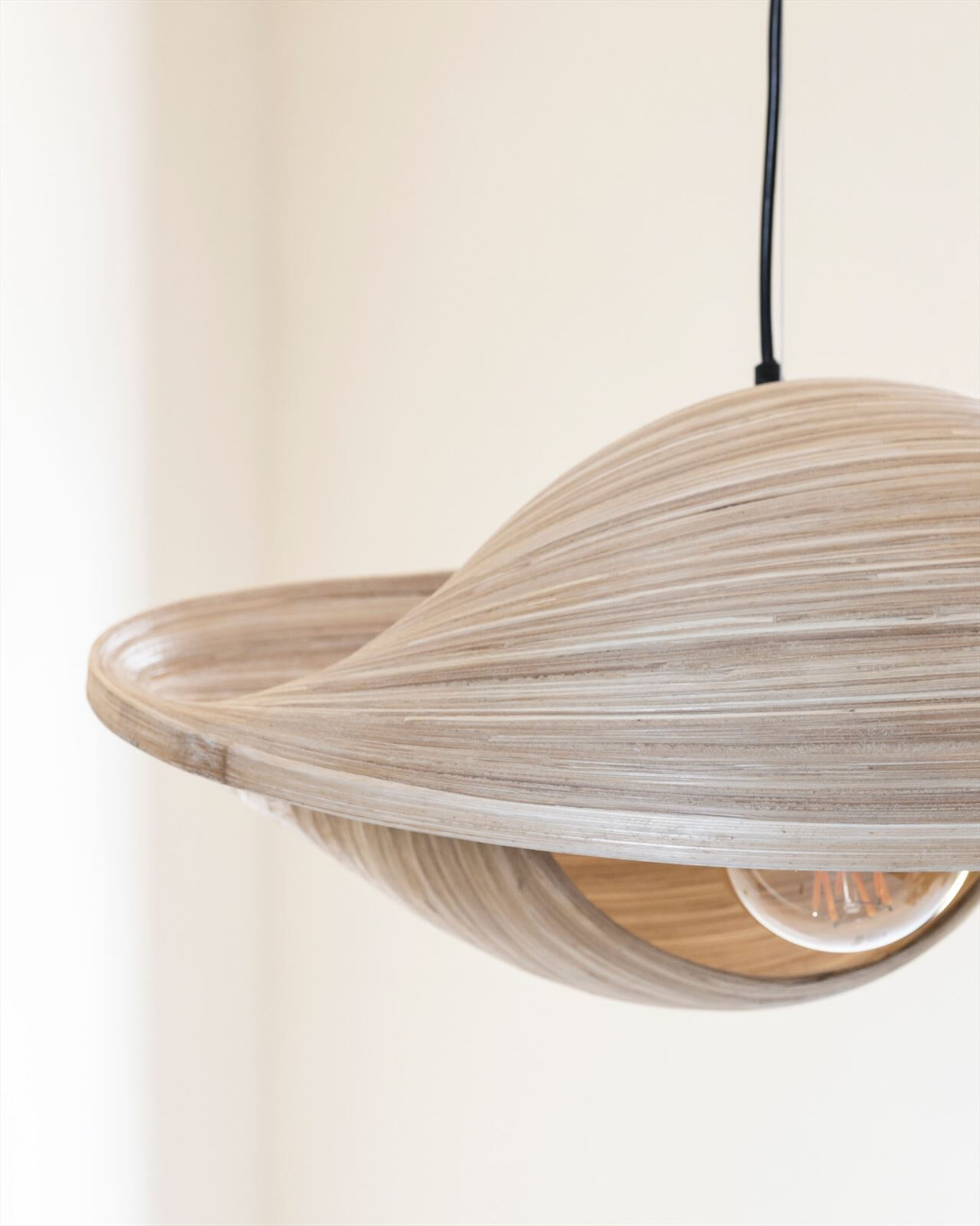 MUST Living Hanglamp 'Malakka' Bamboe