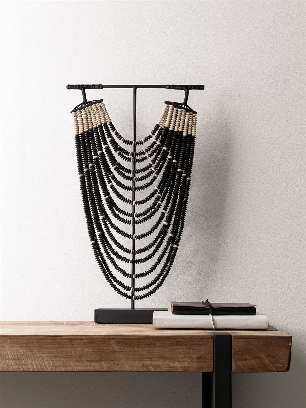 MUST Living Ornament 'Magic Black' Houten kralen, 51cm hoog