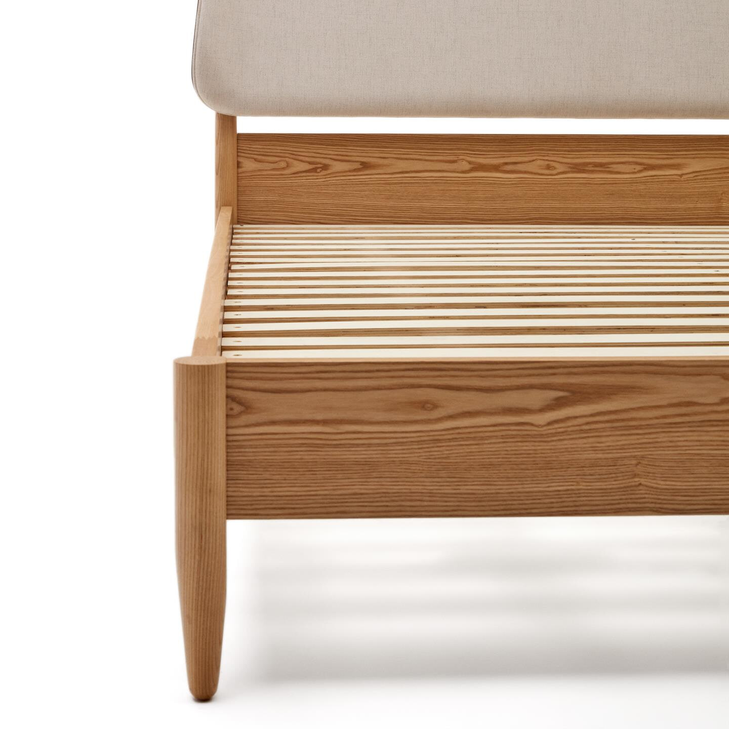 Kave Home Bed 'Octavia' Essenhout, 160 x 200cm