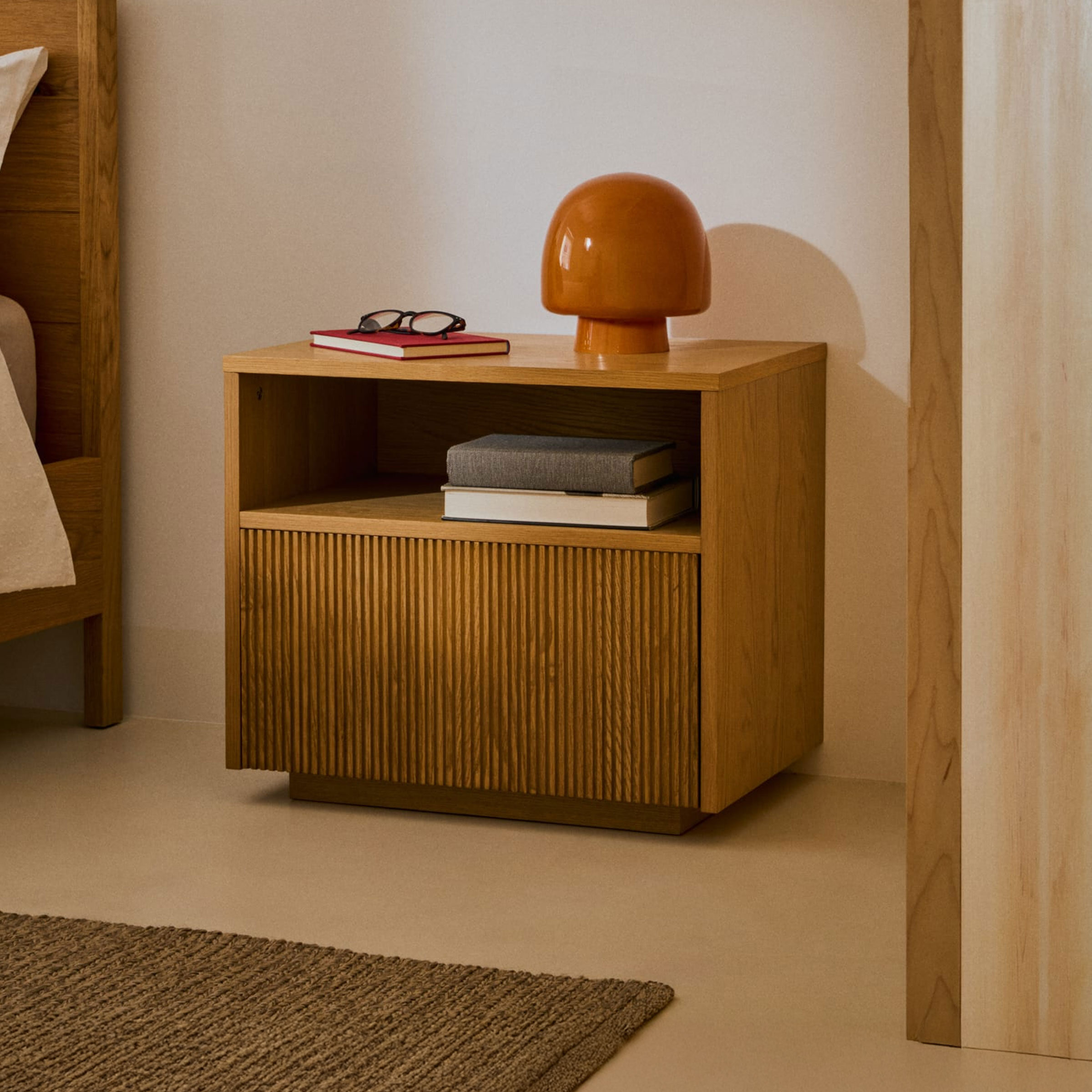 Kave Home Nachtkastje 'Helvine' Eiken, Met 1 lade