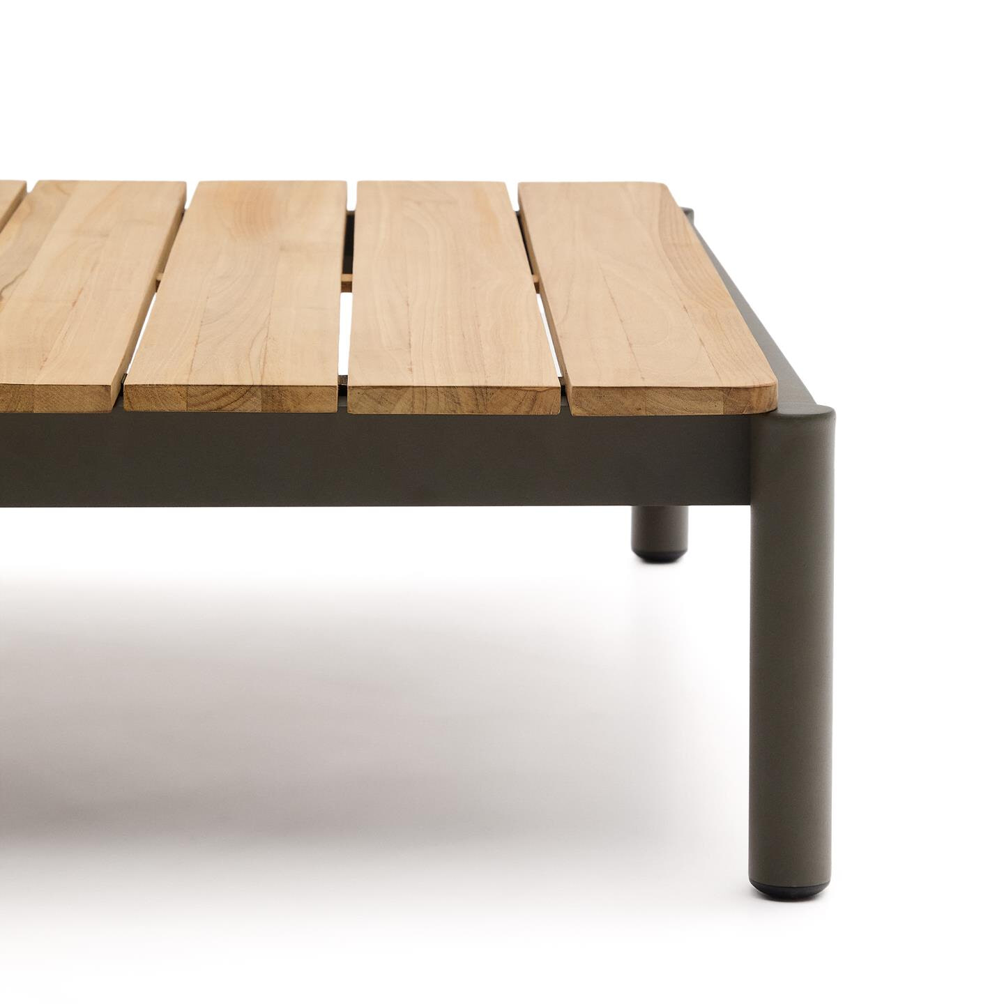 Kave Home Outdoor Salontafel 'Sorells' Teakhout en groen aluminium, 89 x 91cm