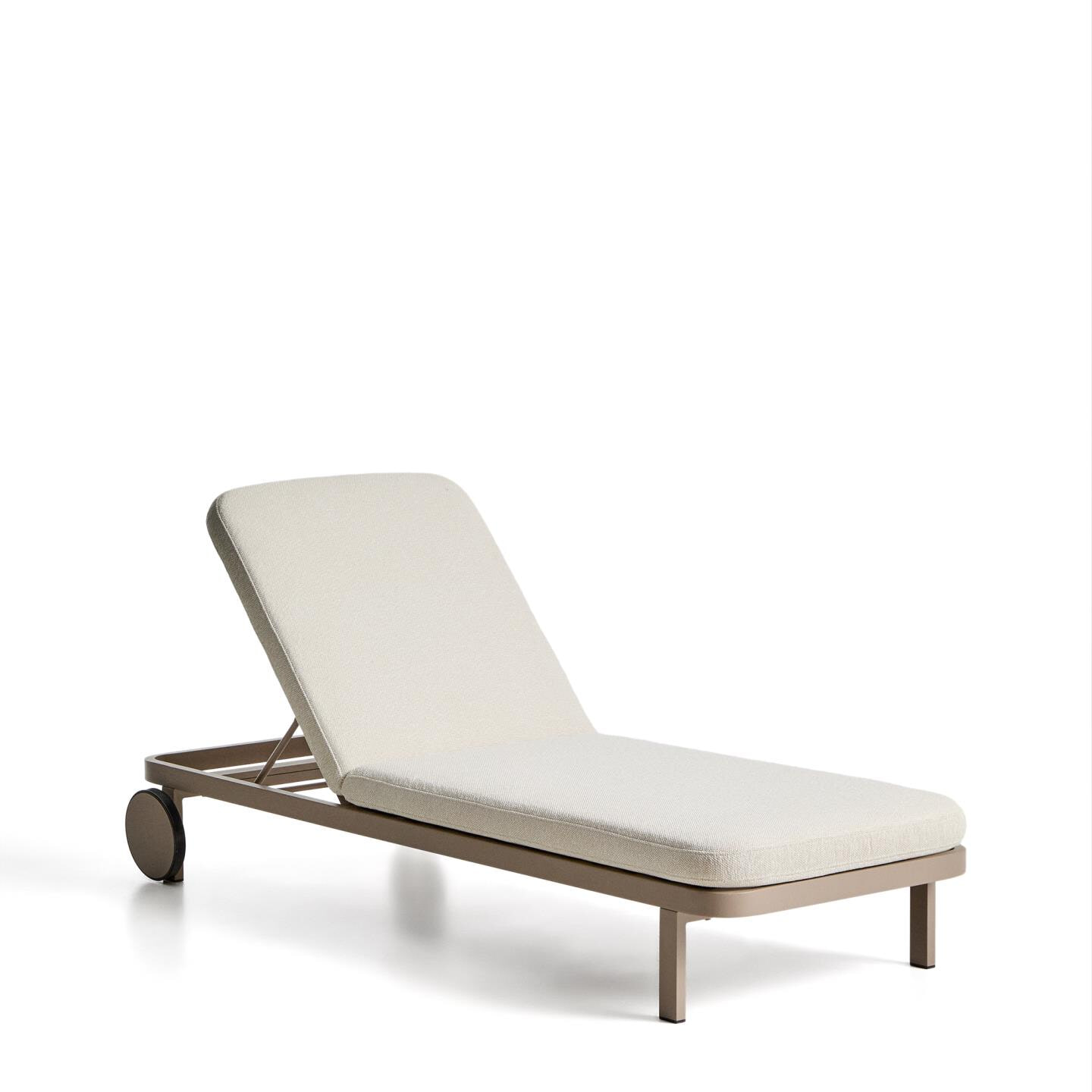 Kave Home Ligbed 'Kionia' Met wieltjes