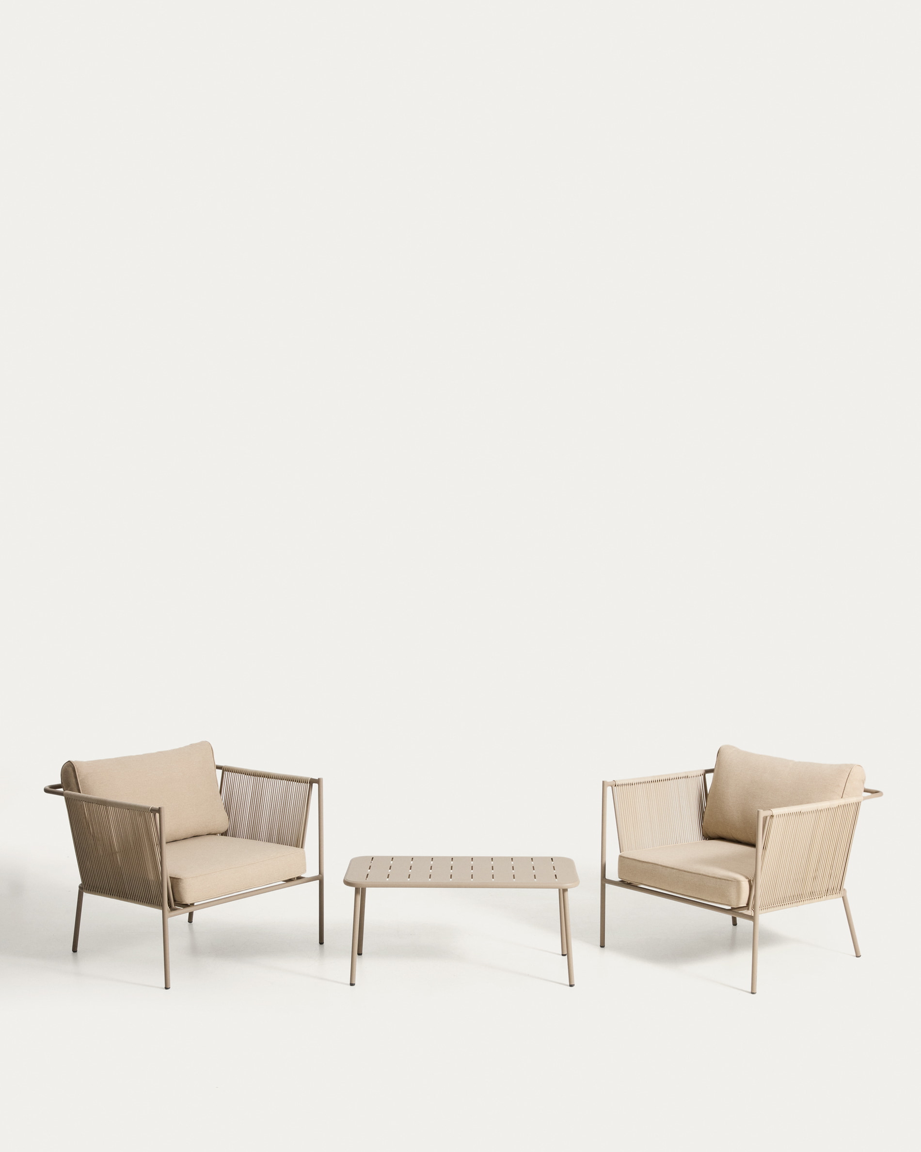 Kave Home Tuinset Zivia Met 2 loungestoelen en tafel - Ecru/Taupe