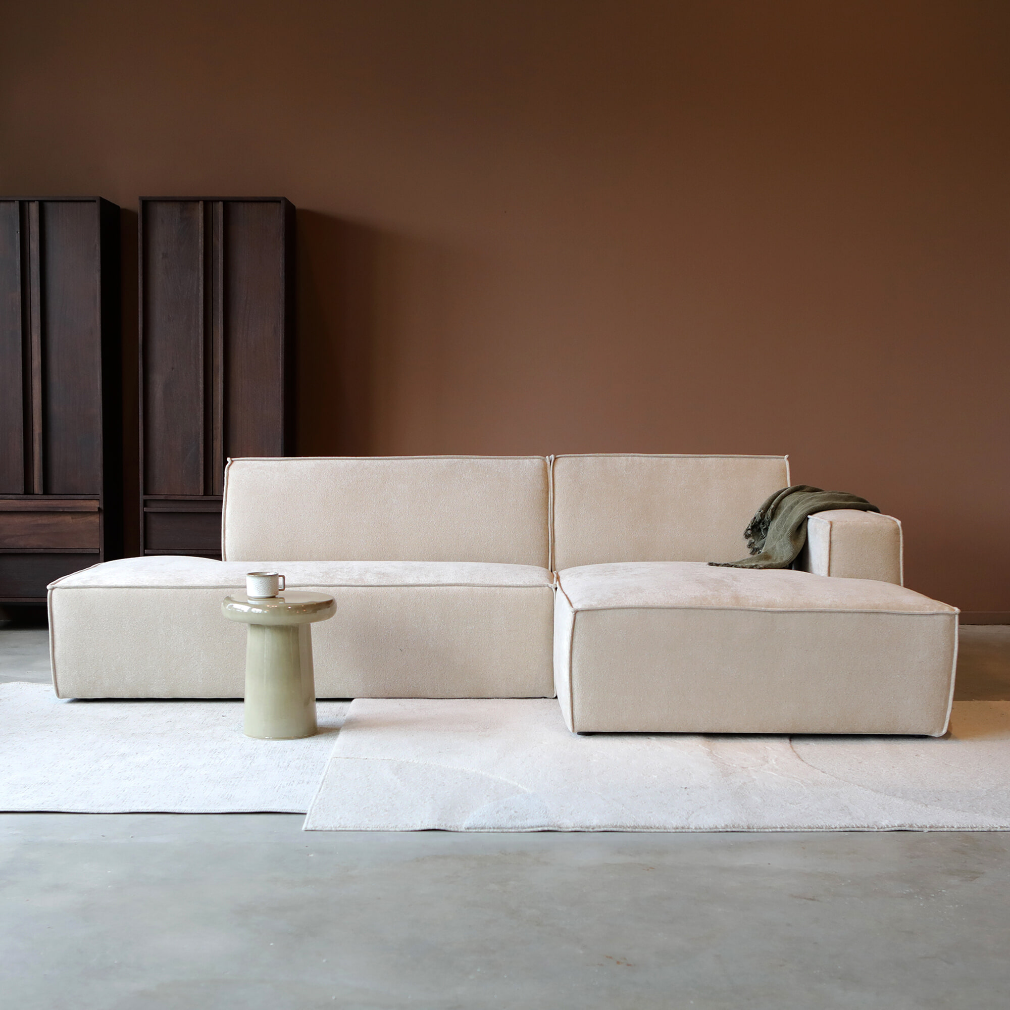PEPP Interiors Loungebank 'Enzo' 280cm met chaise longue rechts, Linnen look, kleur Beige