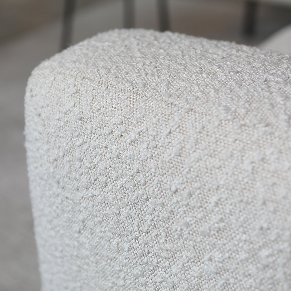 PEPP Interiors Loungebank 'Oreo' 275cm, met chaise longue links, Bouclé, kleur Naturel
