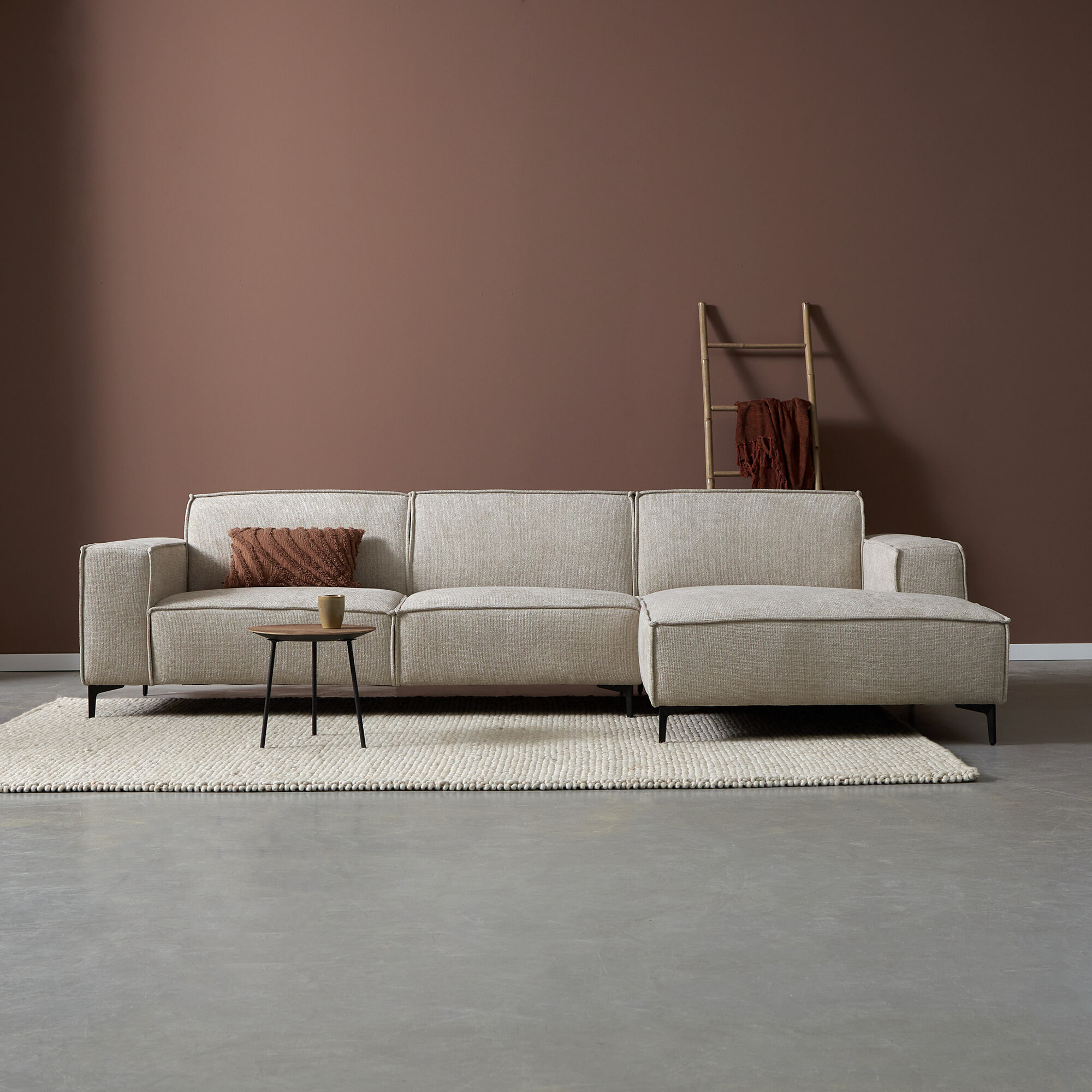 PEPP Interiors Loungebank 'River' 304cm, met chaise longue rechts, Chenille, kleur Naturel