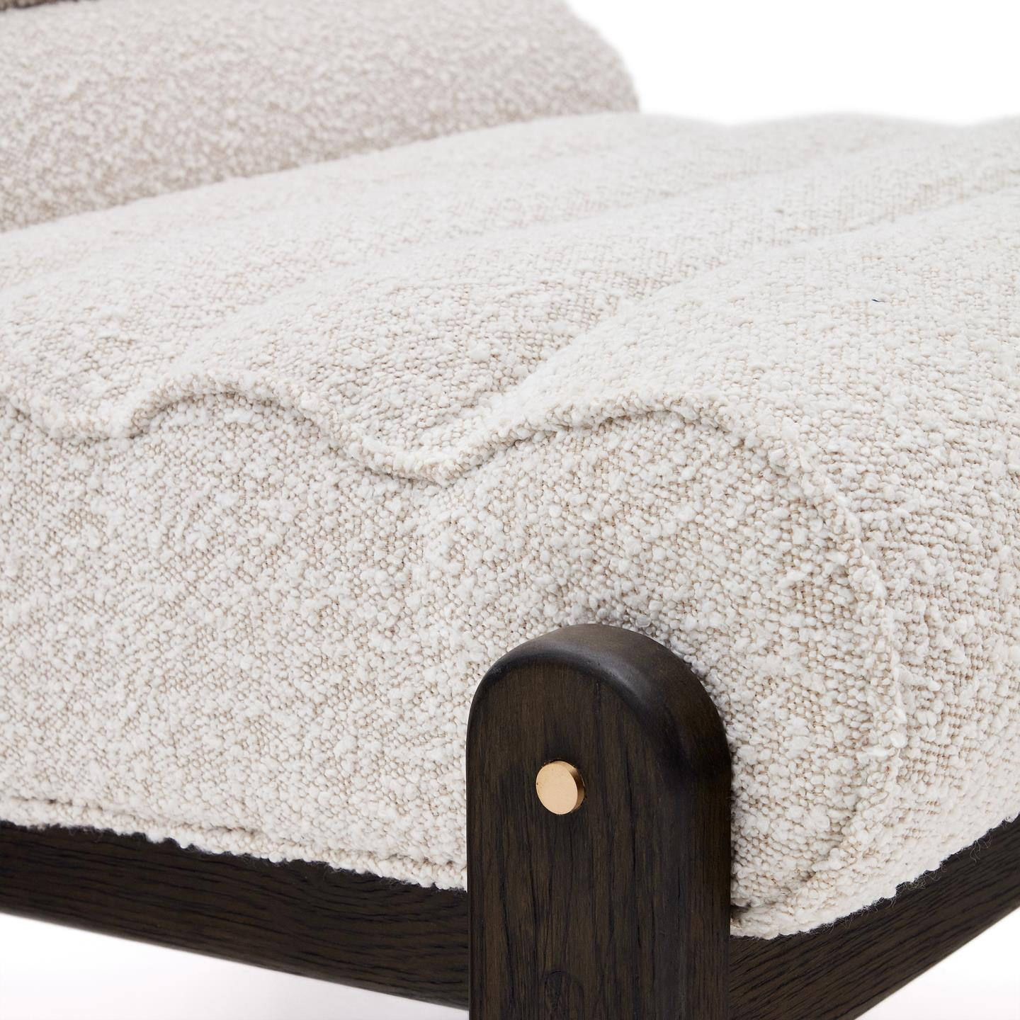 Kave Home Fauteuil 'Magira' Bouclé en eikenhout