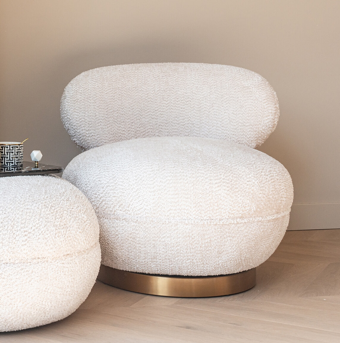 Richmond Draaifauteuil 'Jace' Chenille, kleur Crème