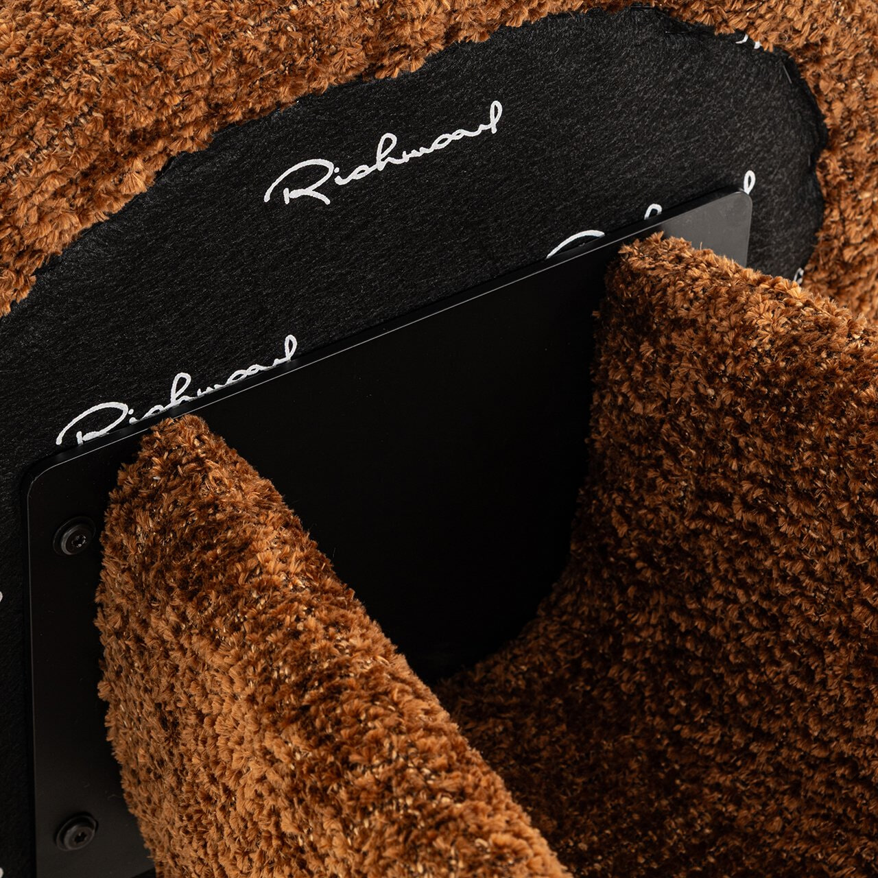 Richmond Barstoel 'Gatsbi' Chenille, kleur Cinnamon (zithoogte 75cm)