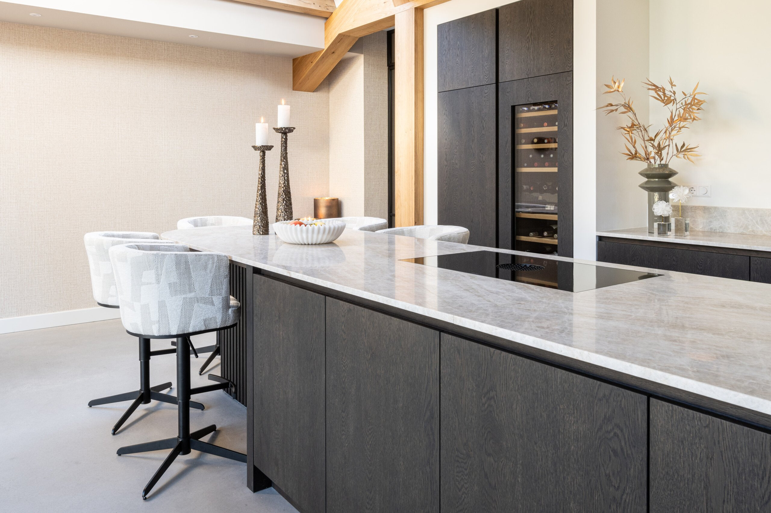 Richmond Barstoel 'Cheyenne' Graffic stof, kleur Beige (zithoogte 67cm)