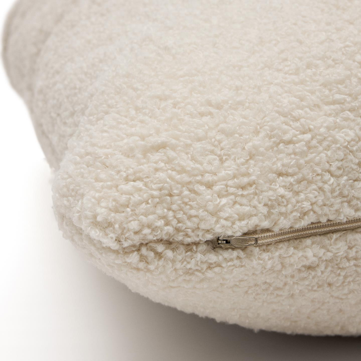 Kave Home Sierkussen 'Martina' Bouclé, 47 x 36cm