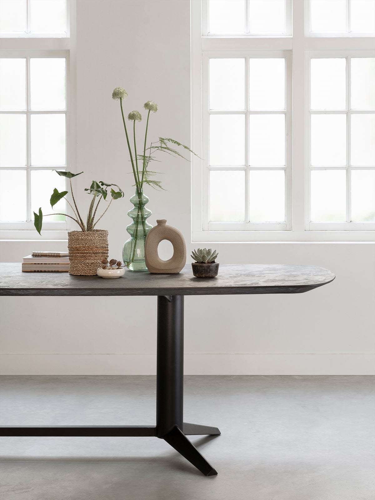 DTP Home Eettafel 'Soho' Deens ovaal, Betonlook, 260 x 110cm