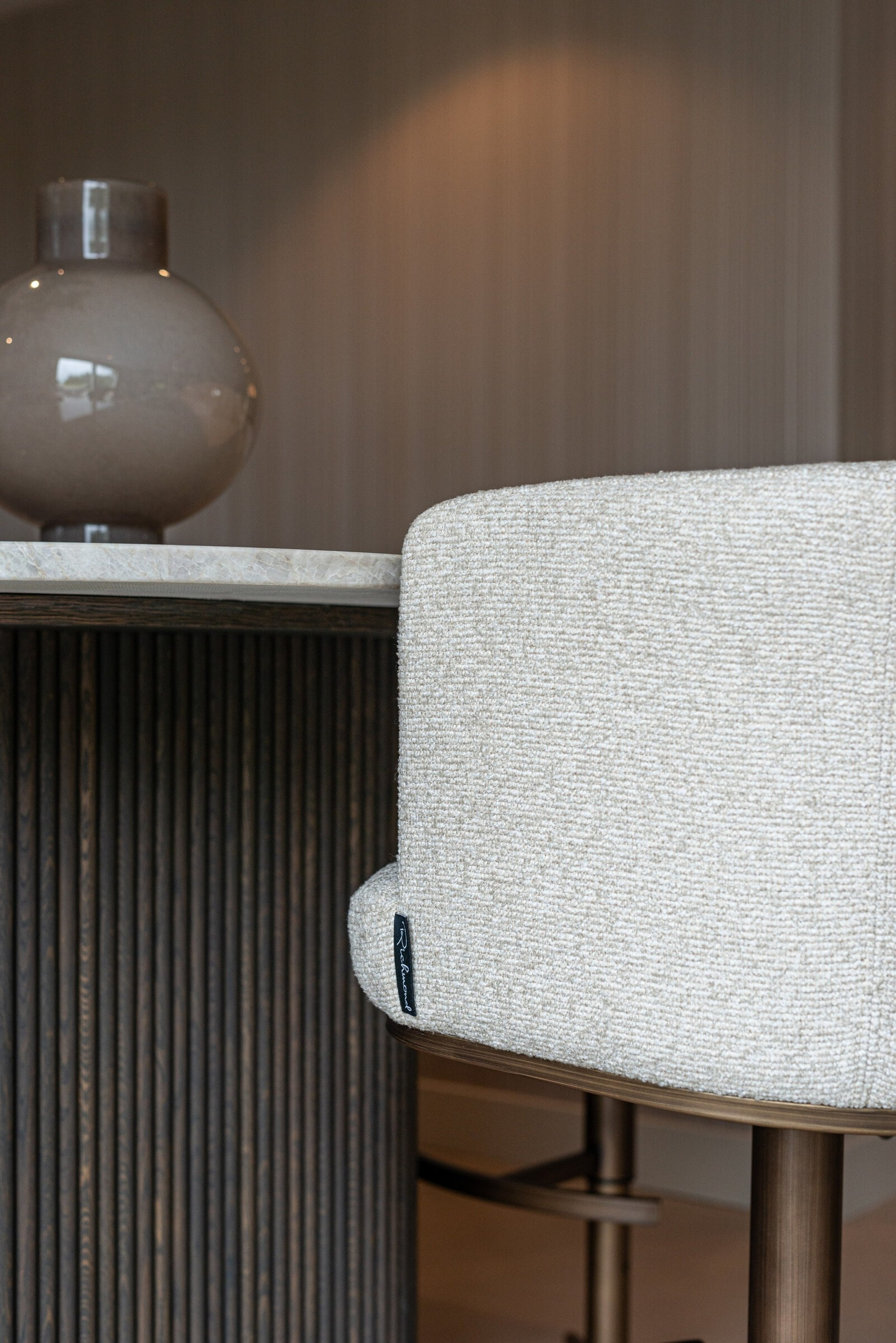 Richmond Barstoel 'Cheyenne' Bouclé (zithoogte 67cm)