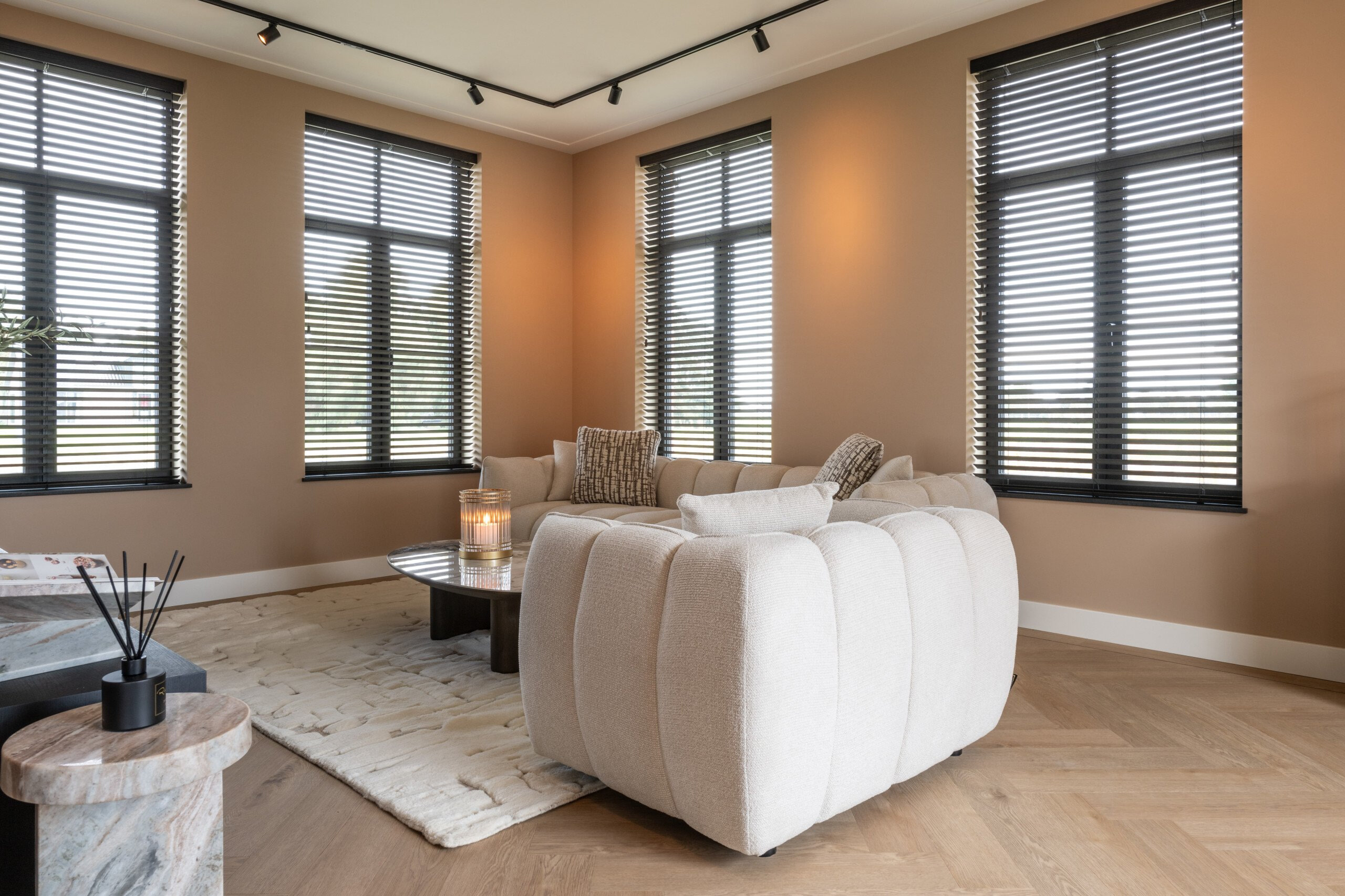 Richmond Fauteuil 'Jezebel' Geweven stof, kleur Crème