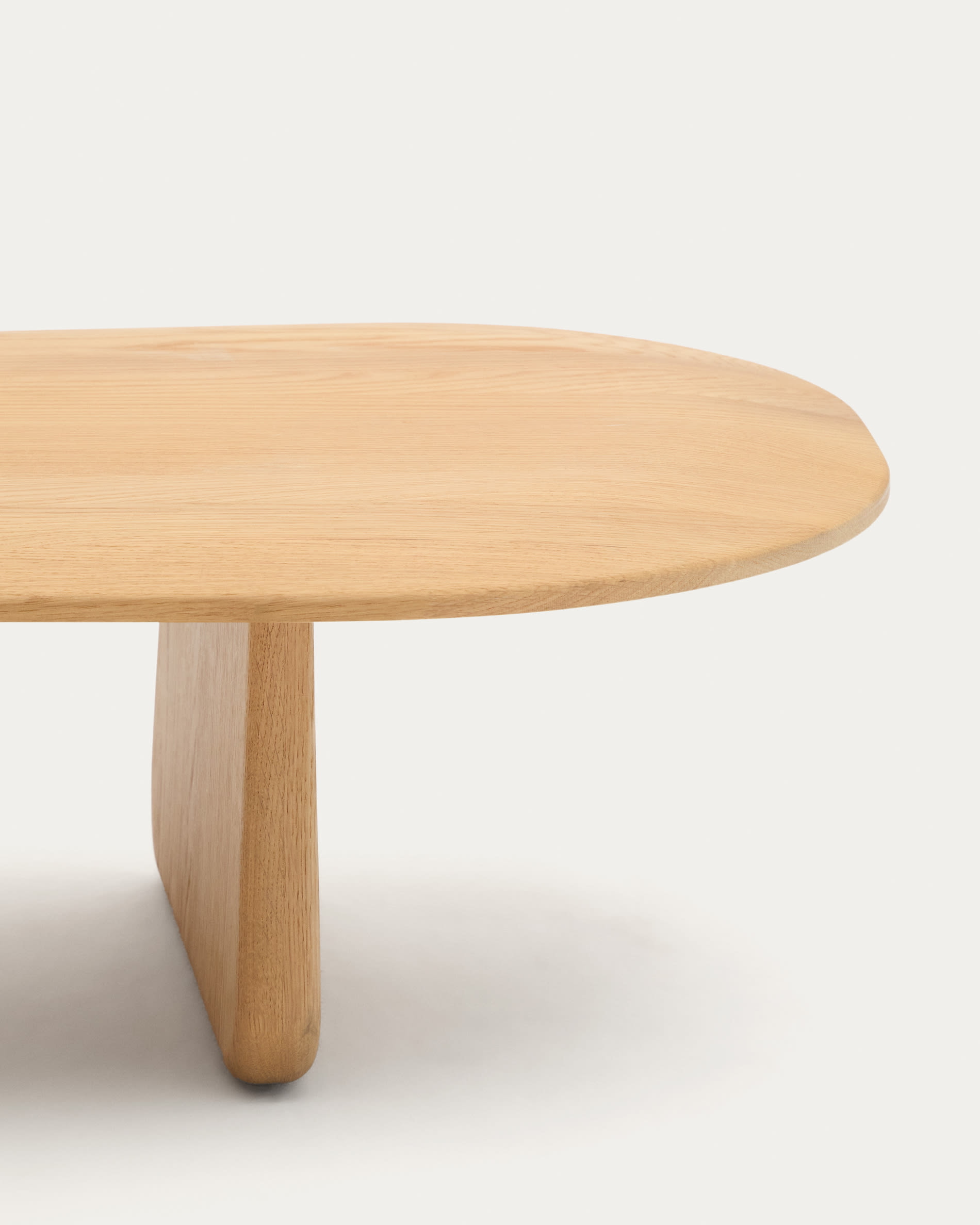 Kave Home Organische Salontafel 'Pirita' Eikenhout, 146 x 64cm, kleur Naturel