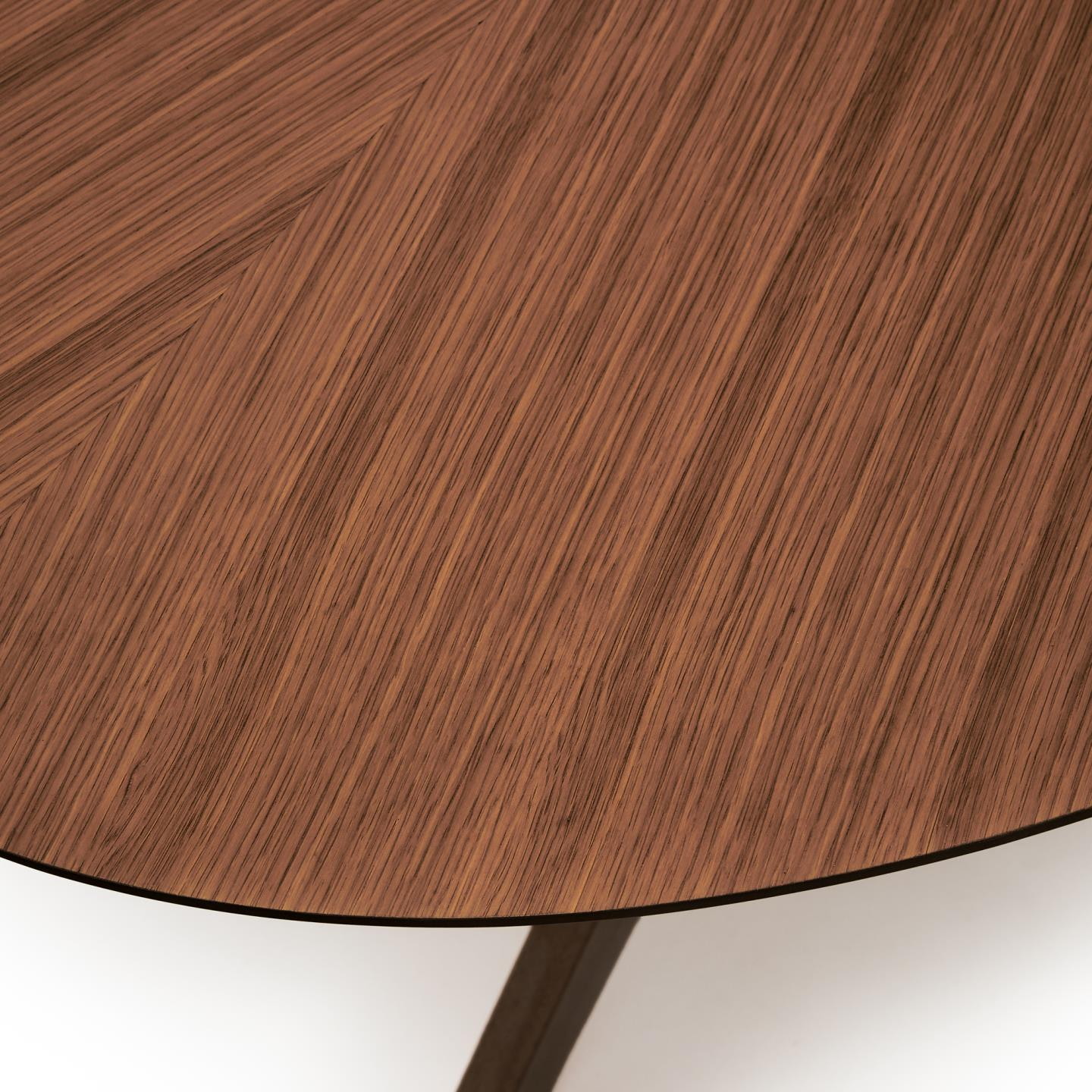 Kave Home Ovale Eettafel 'Naanim' Walnoot en rubberhout, 180 x 110cm