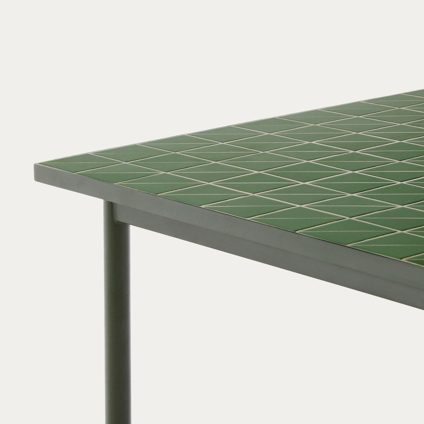 Kave Home Outdoor Eettafel 'Maurina' Cement en staal, 182 x 91cm, kleur Groen