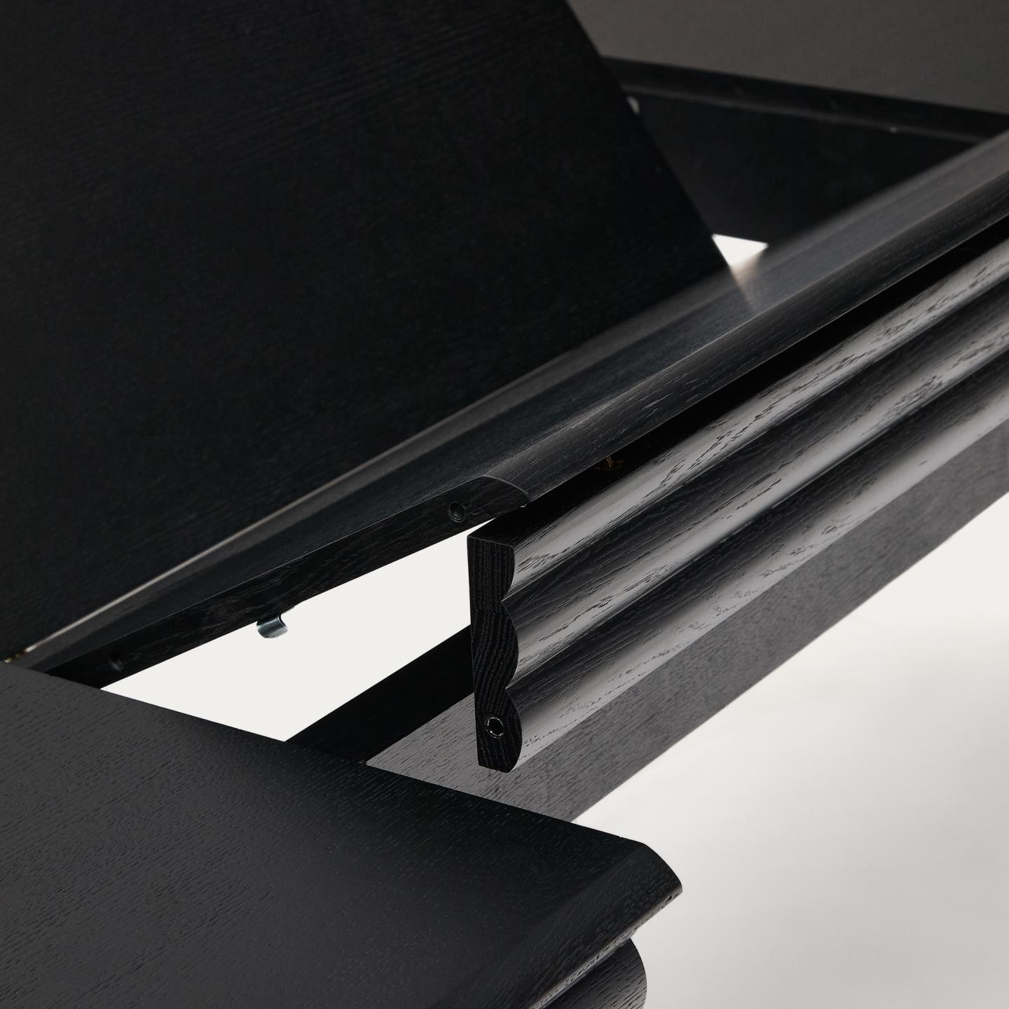 Kave Home Uitschuifbare Eettafel 'Lenon' Eikenhout, 160-200 x 90cm, kleur Zwart