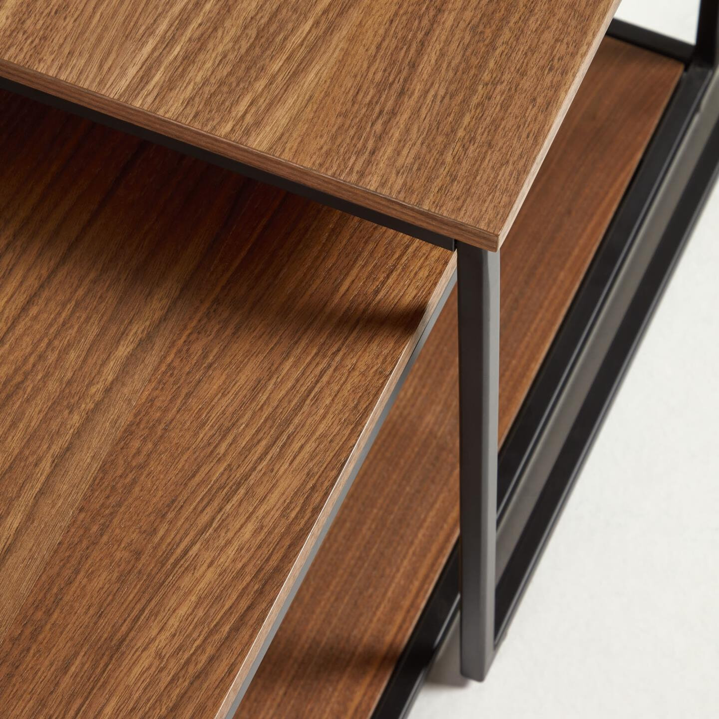 Kave Home Salontafel 'Yoana' Walnoot en metaal, Set van 2 stuks, kleur Bruin