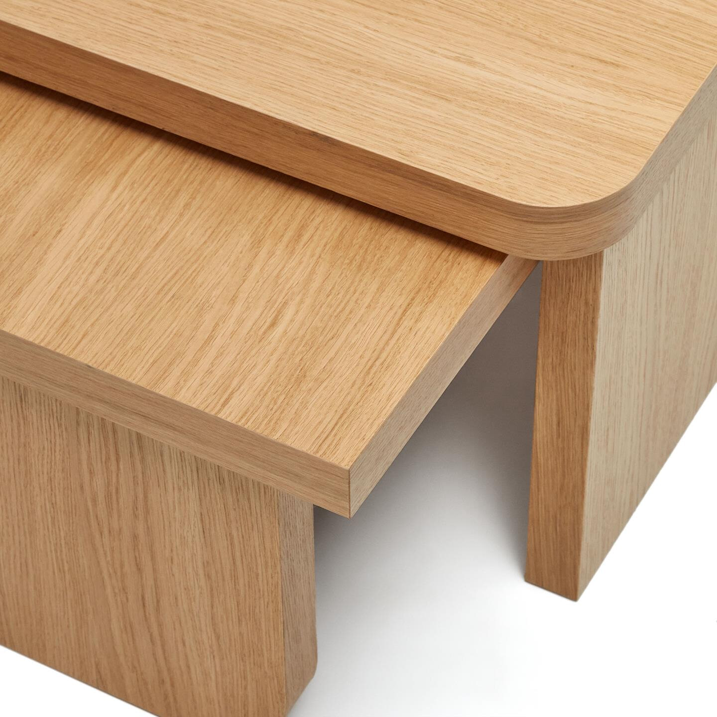 Kave Home Salontafel 'Oaq' Set van 2 stuks, Eiken
