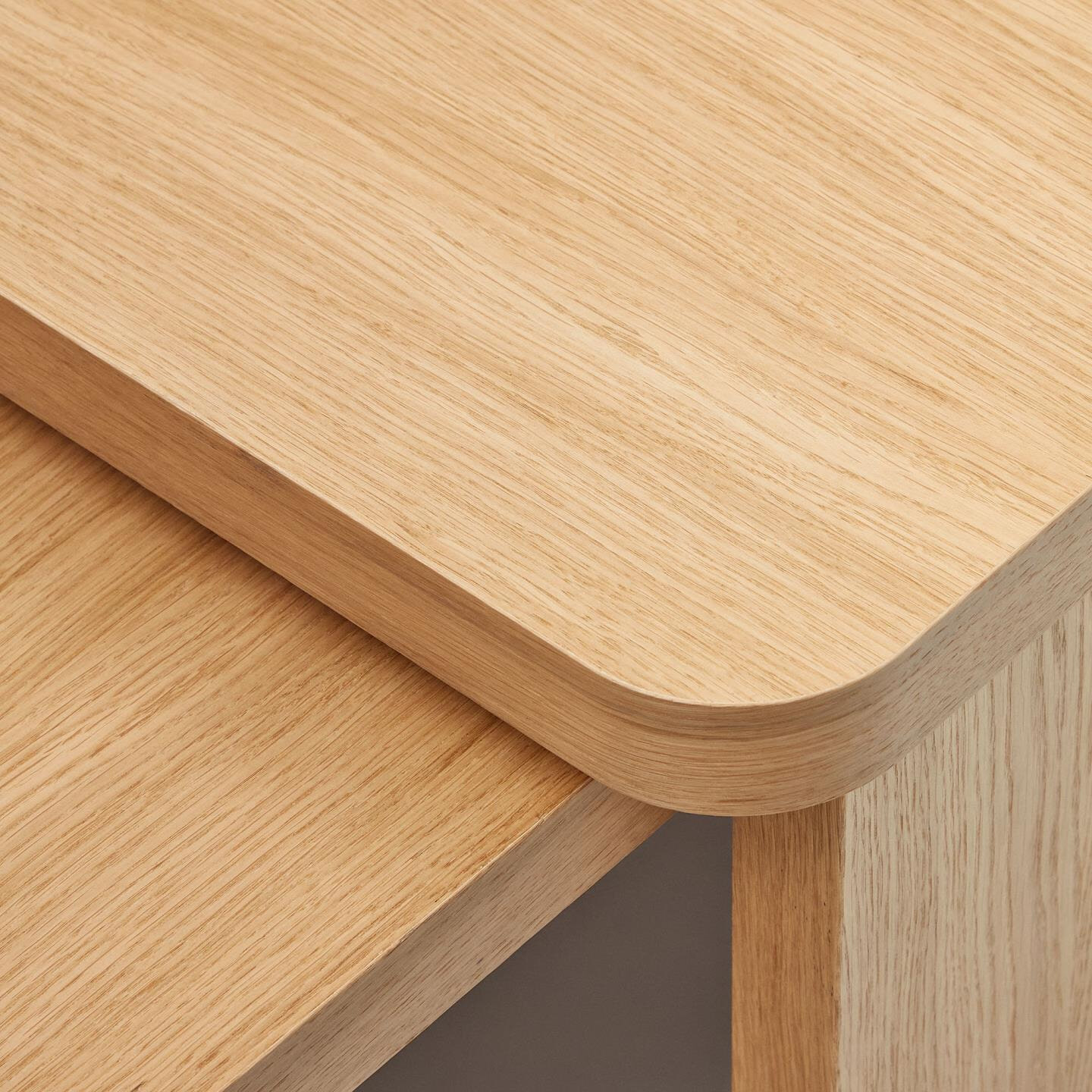 Kave Home Salontafel 'Oaq' Set van 2 stuks, Eiken