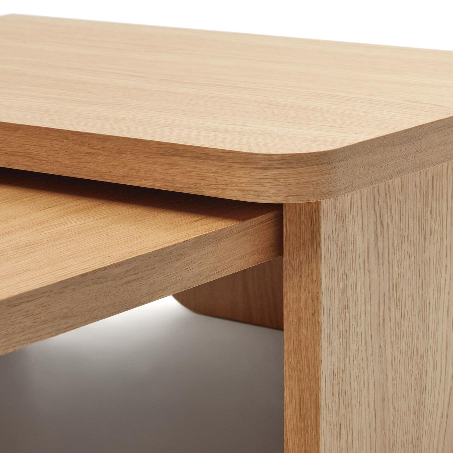 Kave Home Salontafel 'Oaq' Set van 2 stuks, Eiken