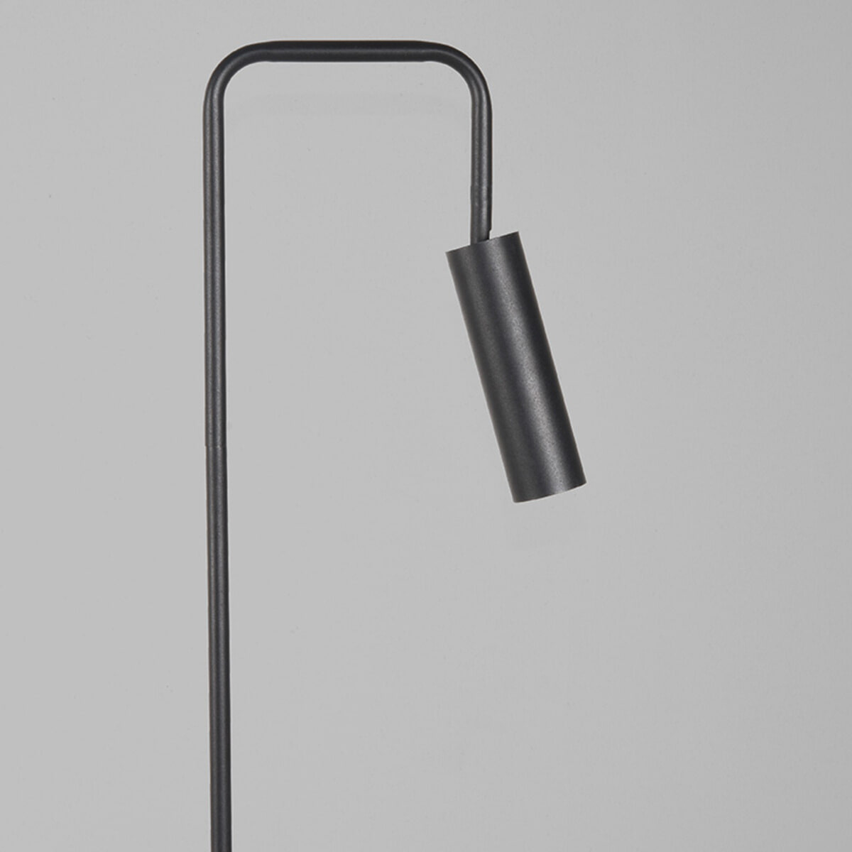 LABEL51 Vloerlamp 'Ferroli' 150cm, kleur Zwart