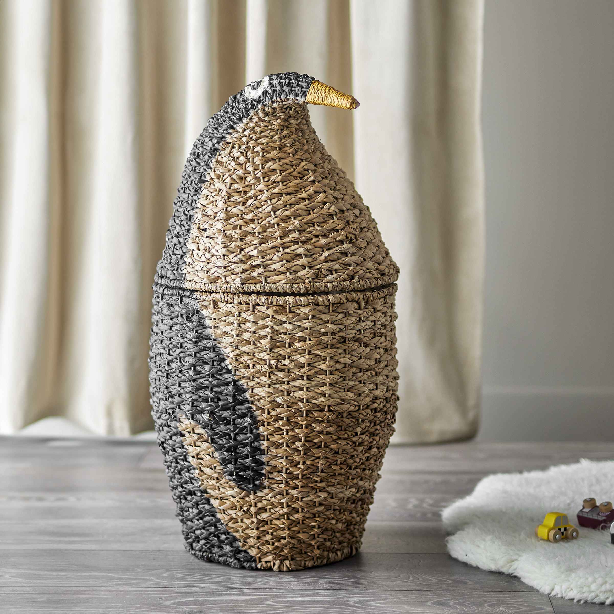 Bloomingville MINI Mand Tazia Pinguïn, Bankuan Grass, 70cm hoog - Zwart
