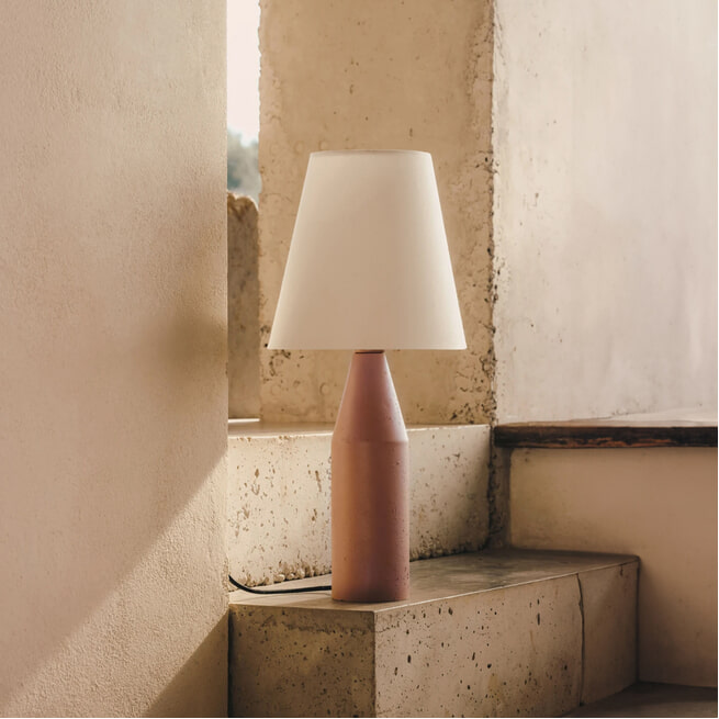 Kave Home Tafellamp 'Boada' Terracotta look, 56cm hoog