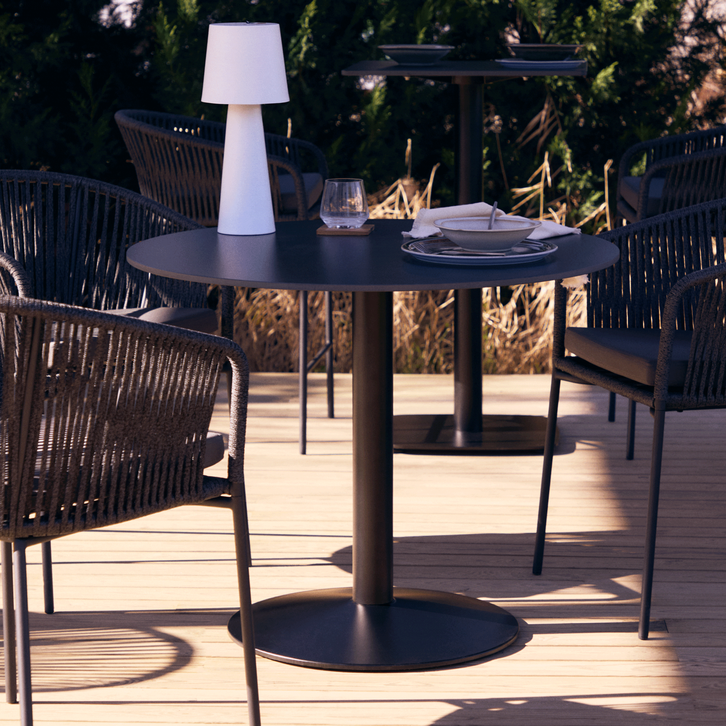 Kave Home Ronde Bistrotafel Esilda 90cm - Zwart