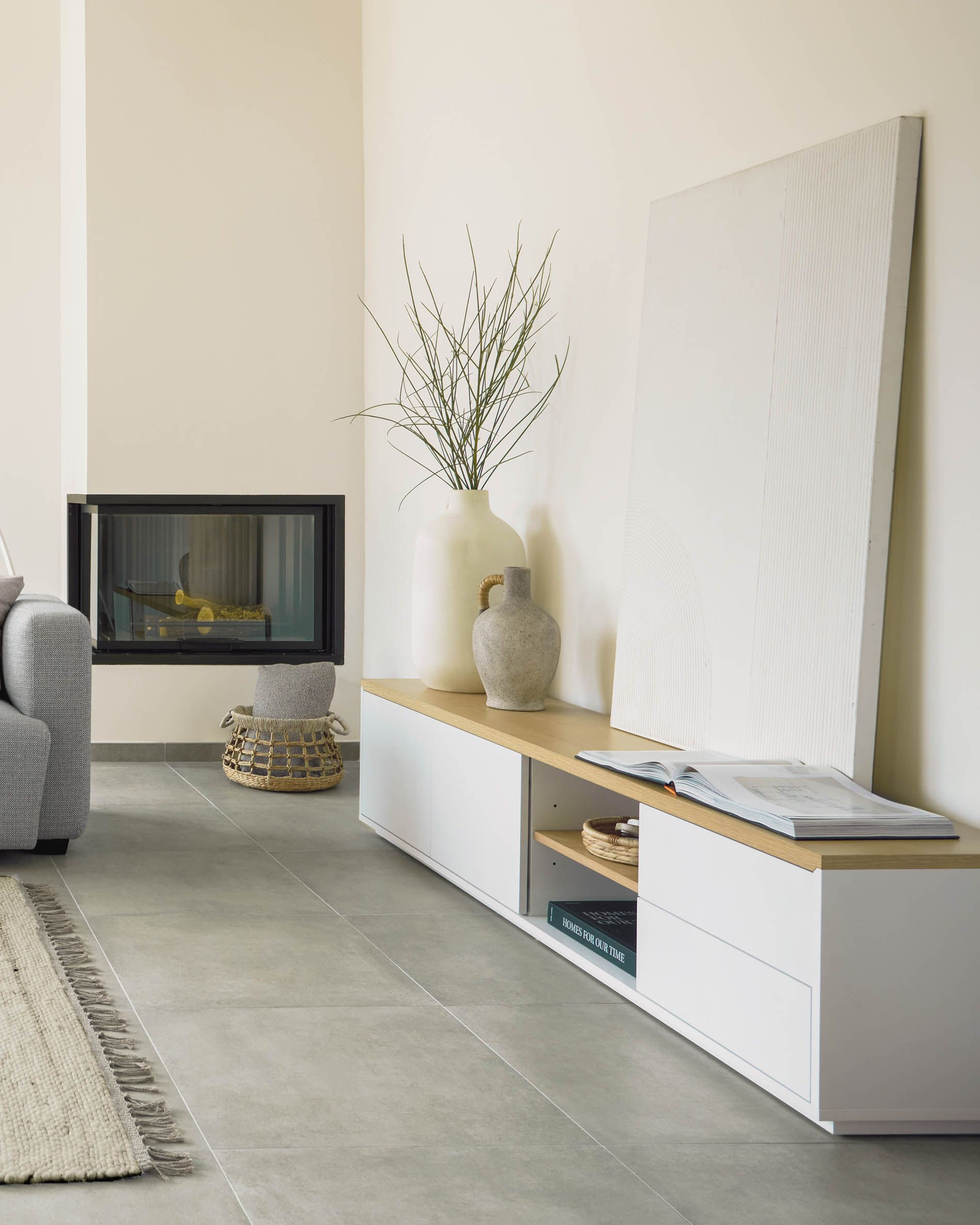 Kave Home TV-meubel 'Abilen' Eiken, 200 x 44cm, kleur Wit