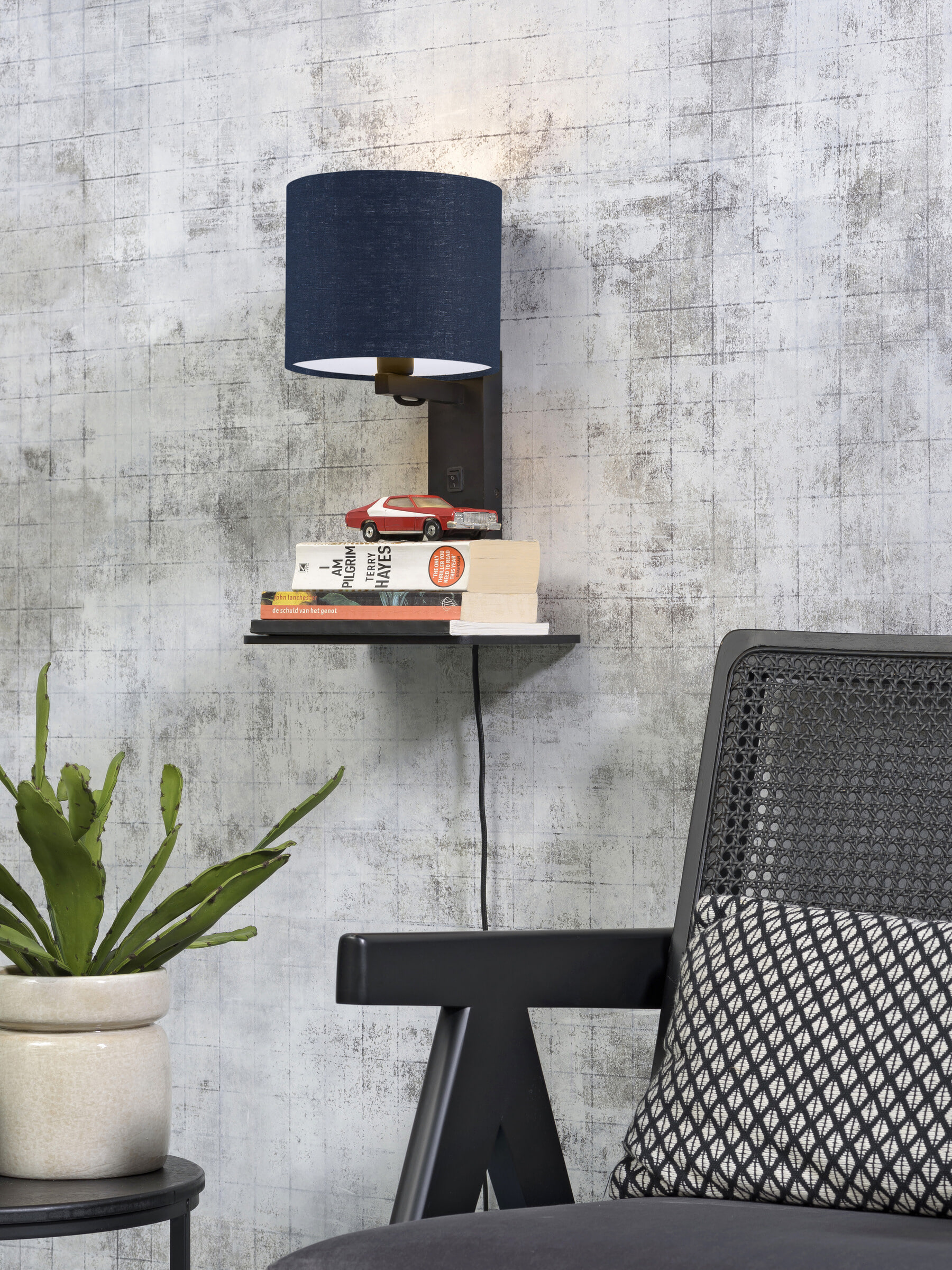 GOOD&MOJO Wandlamp 'Andes' Bamboe en Eco linnen, Met plank, kleur Denimblauw