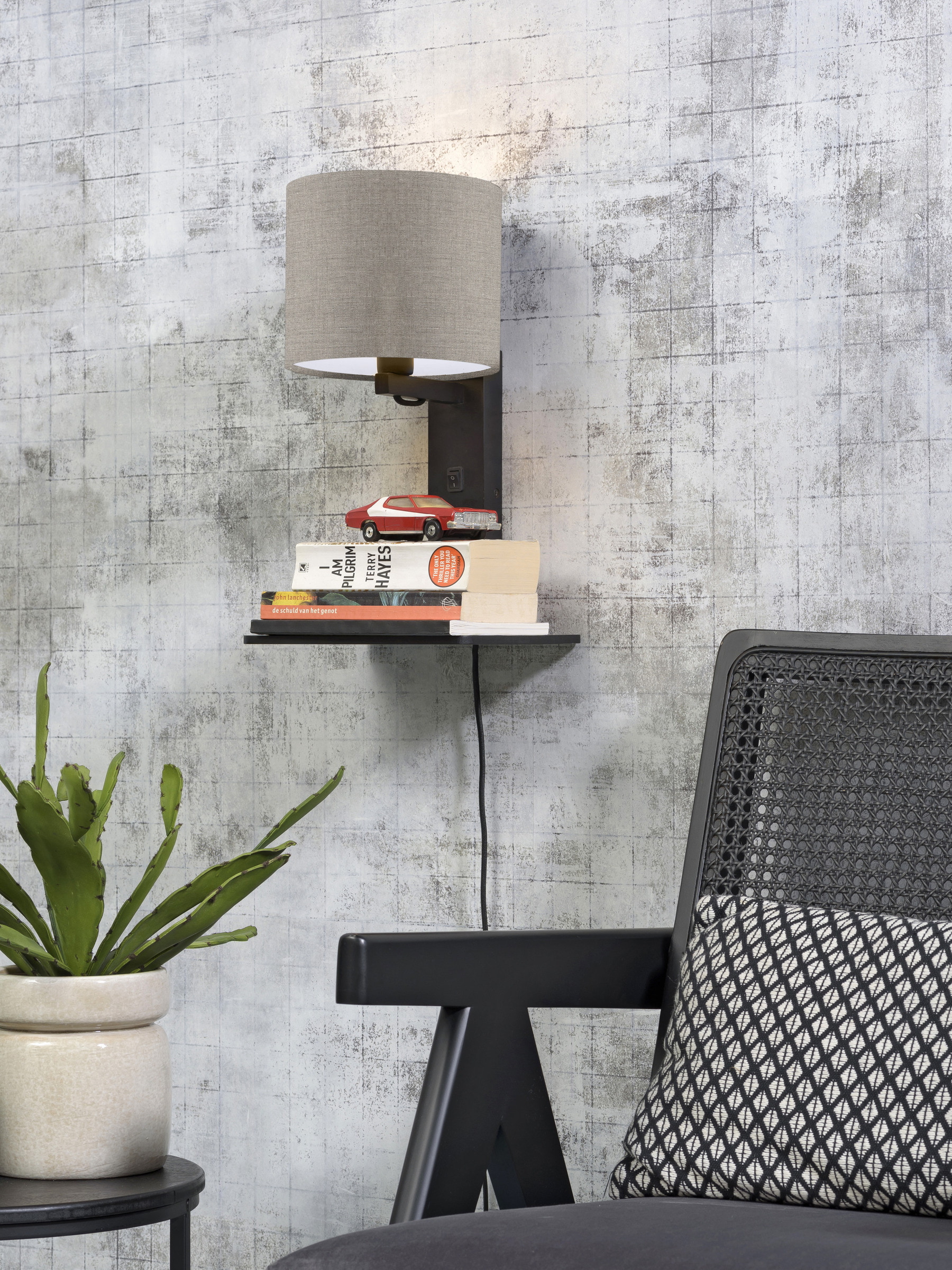 GOOD&MOJO Wandlamp 'Andes' Bamboe en Eco linnen, Met plank, kleur Donkerbeige