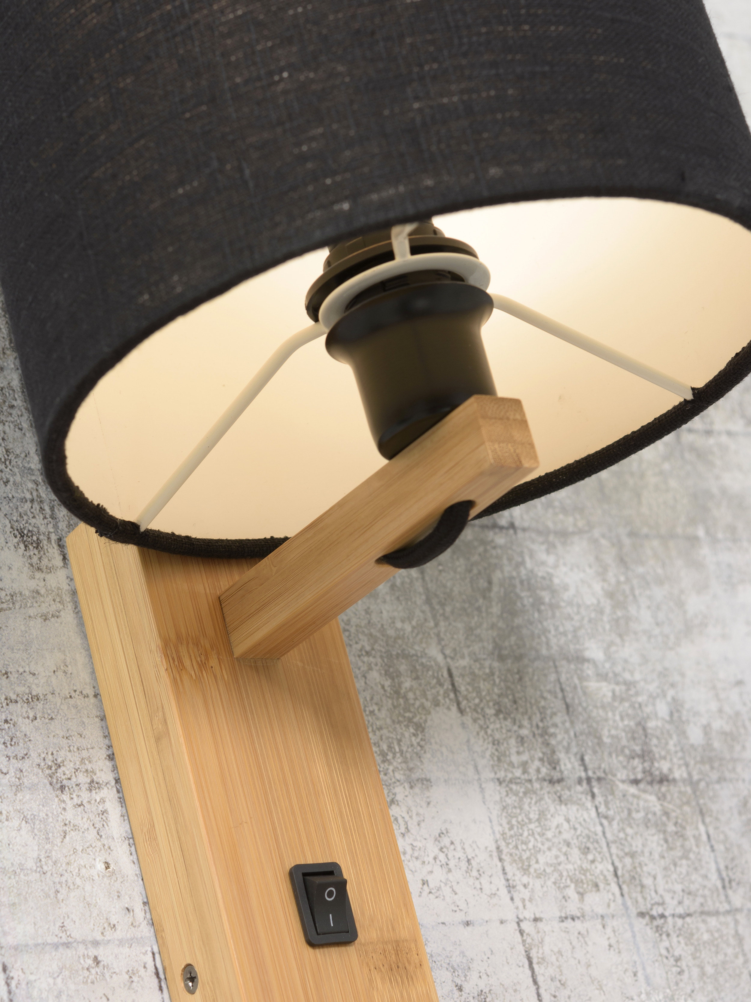 GOOD&MOJO Wandlamp 'Andes' Bamboe en Eco linnen, Met plank, kleur Lichtgrijs/Naturel