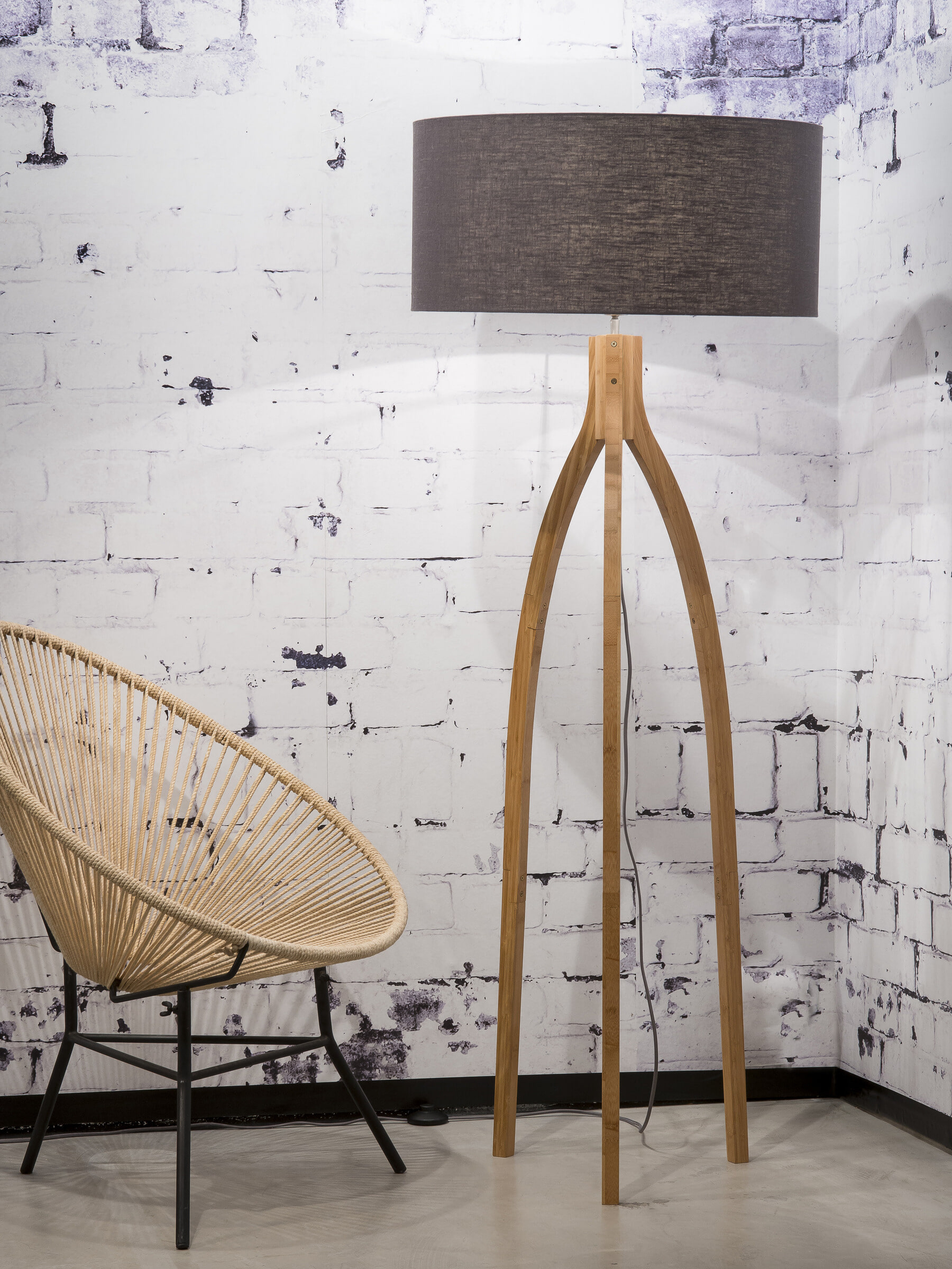 Good&Mojo Vloerlamp 'Annapurna' Bamboe en Eco linnen, kleur Donkergrijs