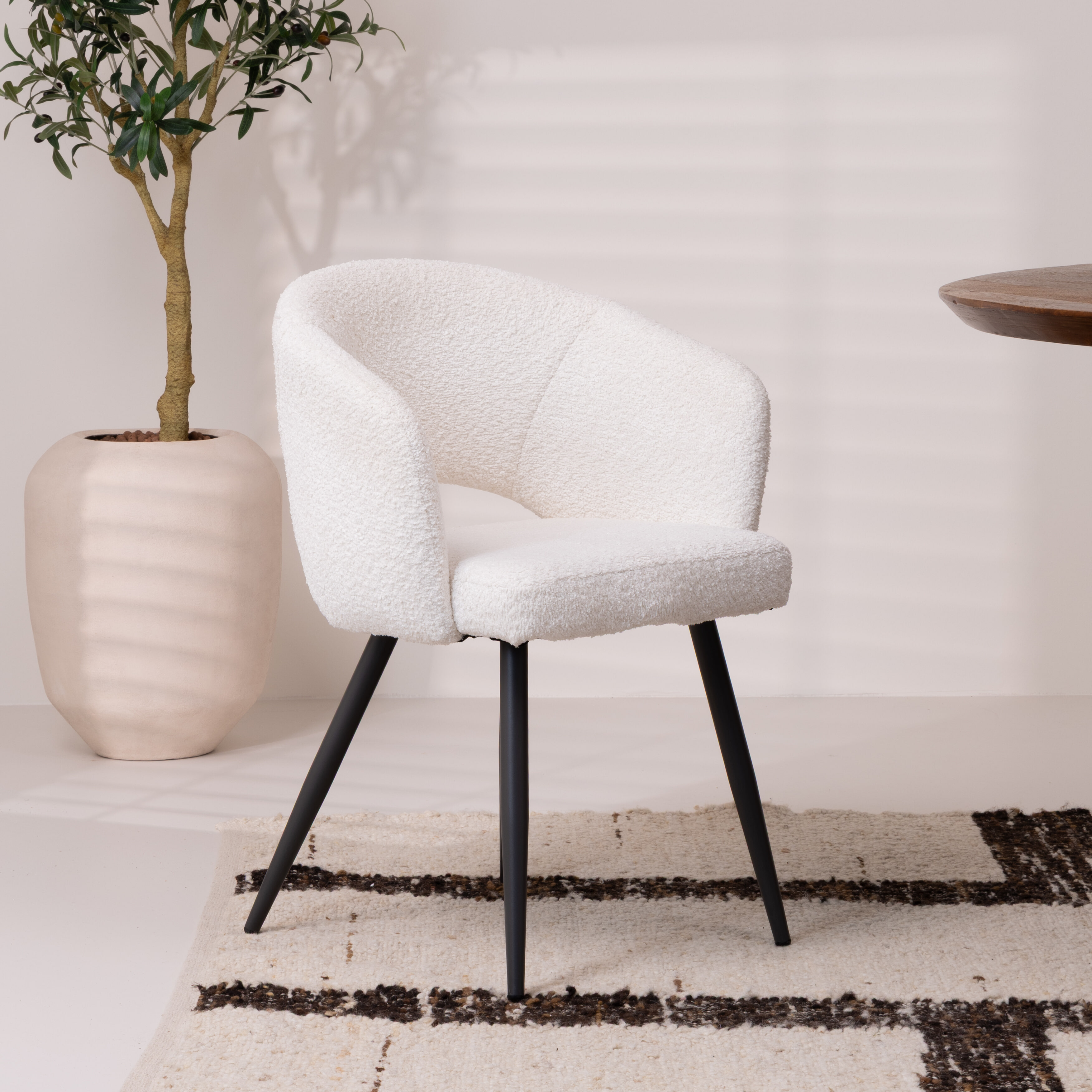 LifestyleFurn Eetkamerstoel Arnie Bouclé - Wit