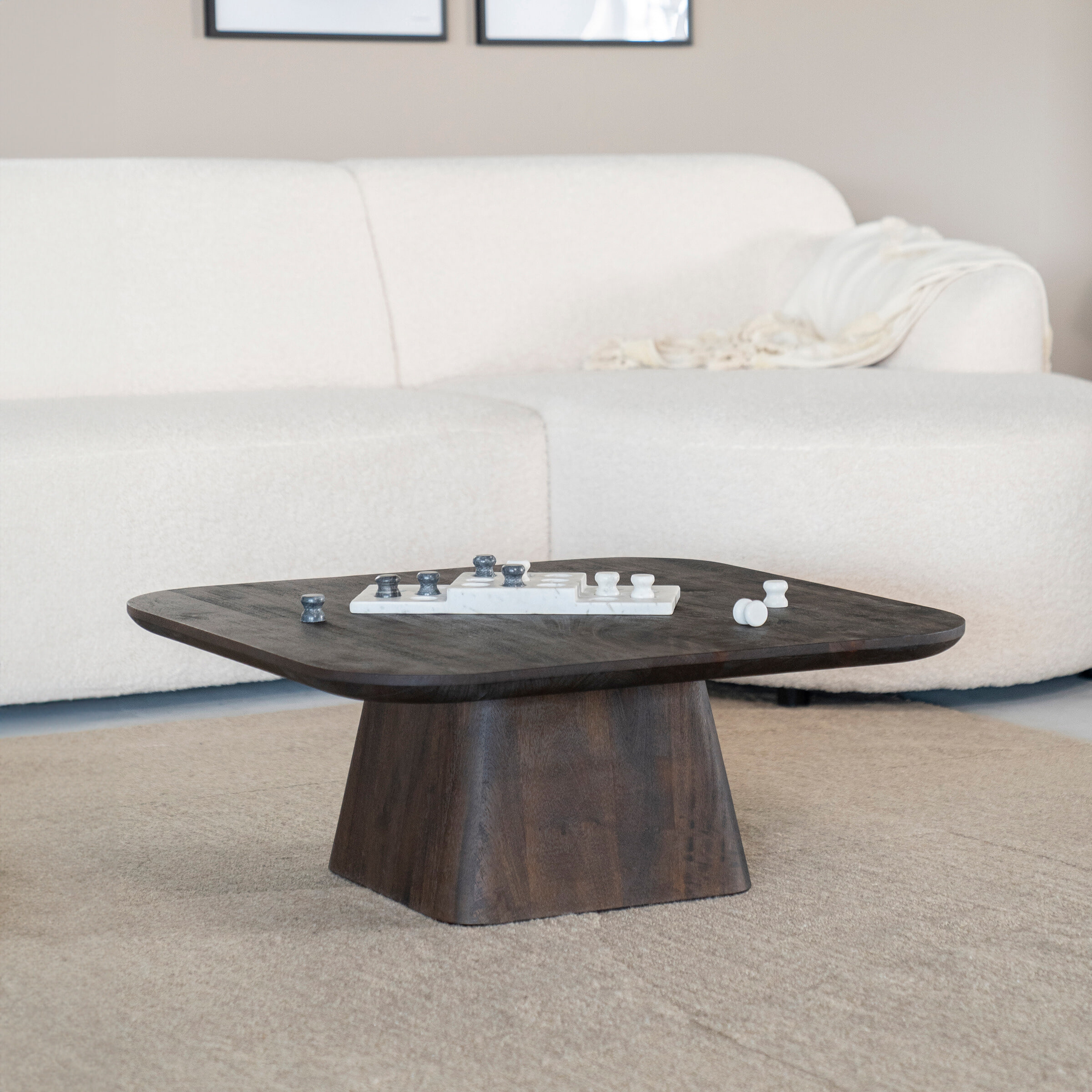 Eleonora Salontafel 'Aron' Mangohout, 80 x 80cm