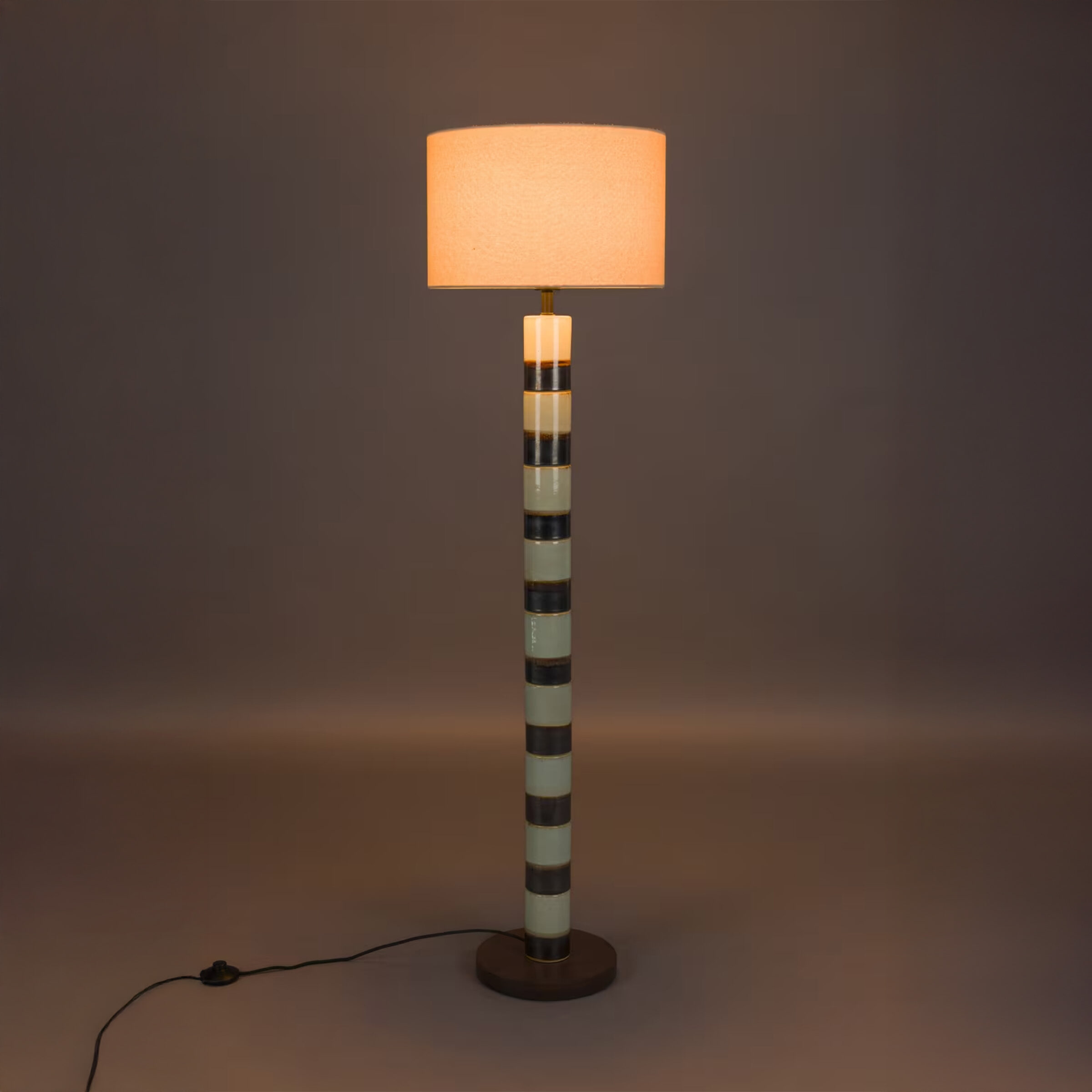 Dutchbone Vloerlamp Vertigo 143cm hoog - Groen