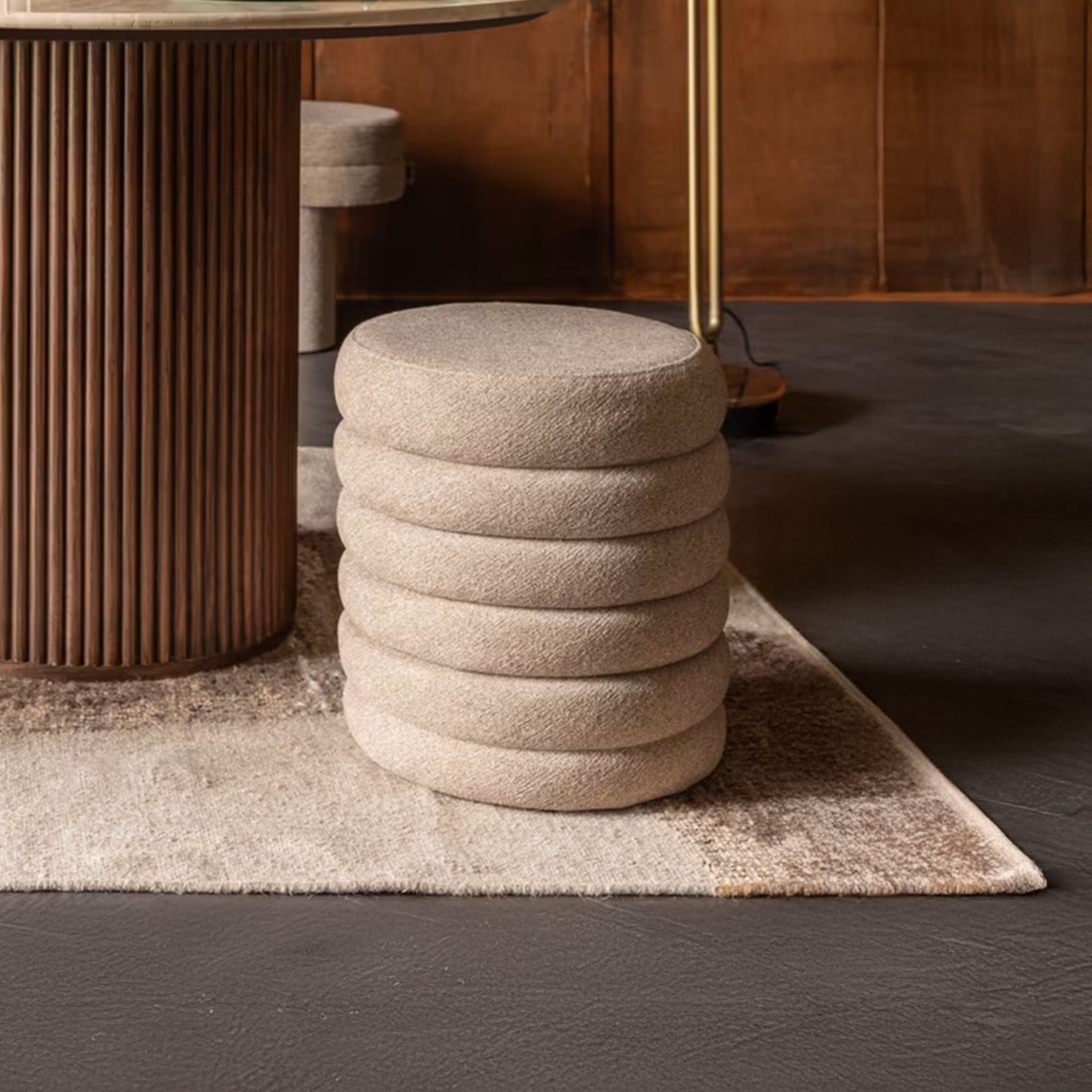 Dutchbone Poef 'Fern' Bouclé, kleur Beige