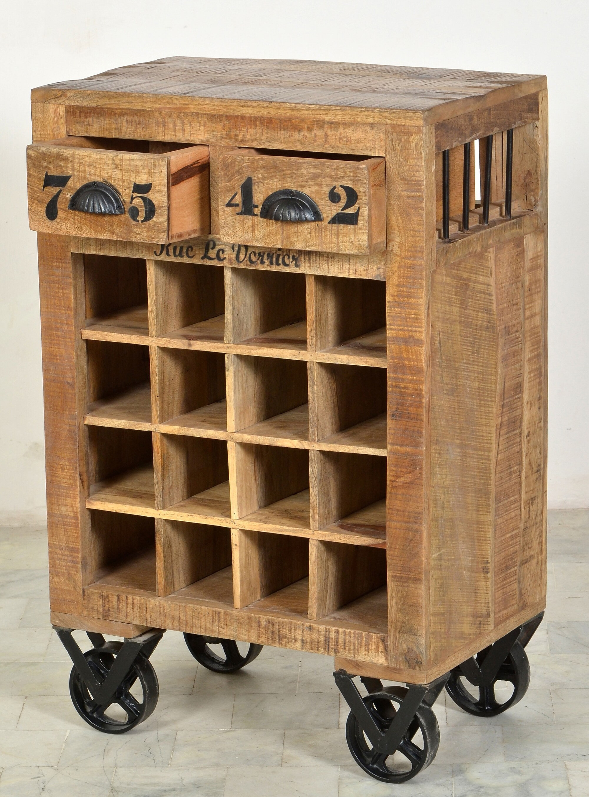 Artistiq Wijnkast 'Armin'