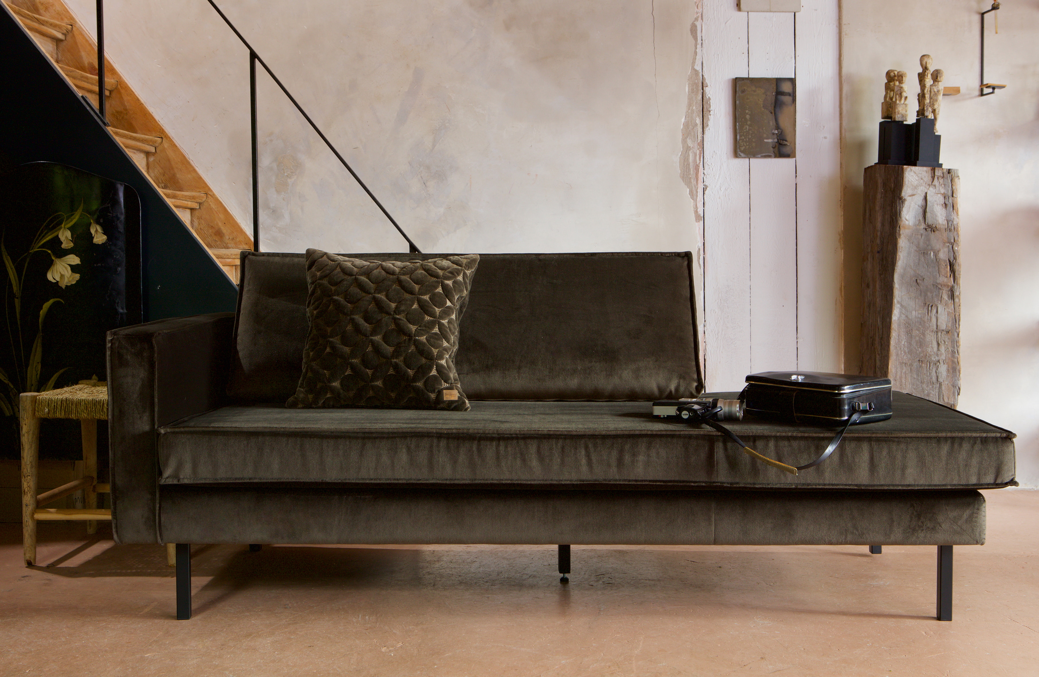 WOOOD Daybed 'Rodeo' Links, Velvet, kleur Groen