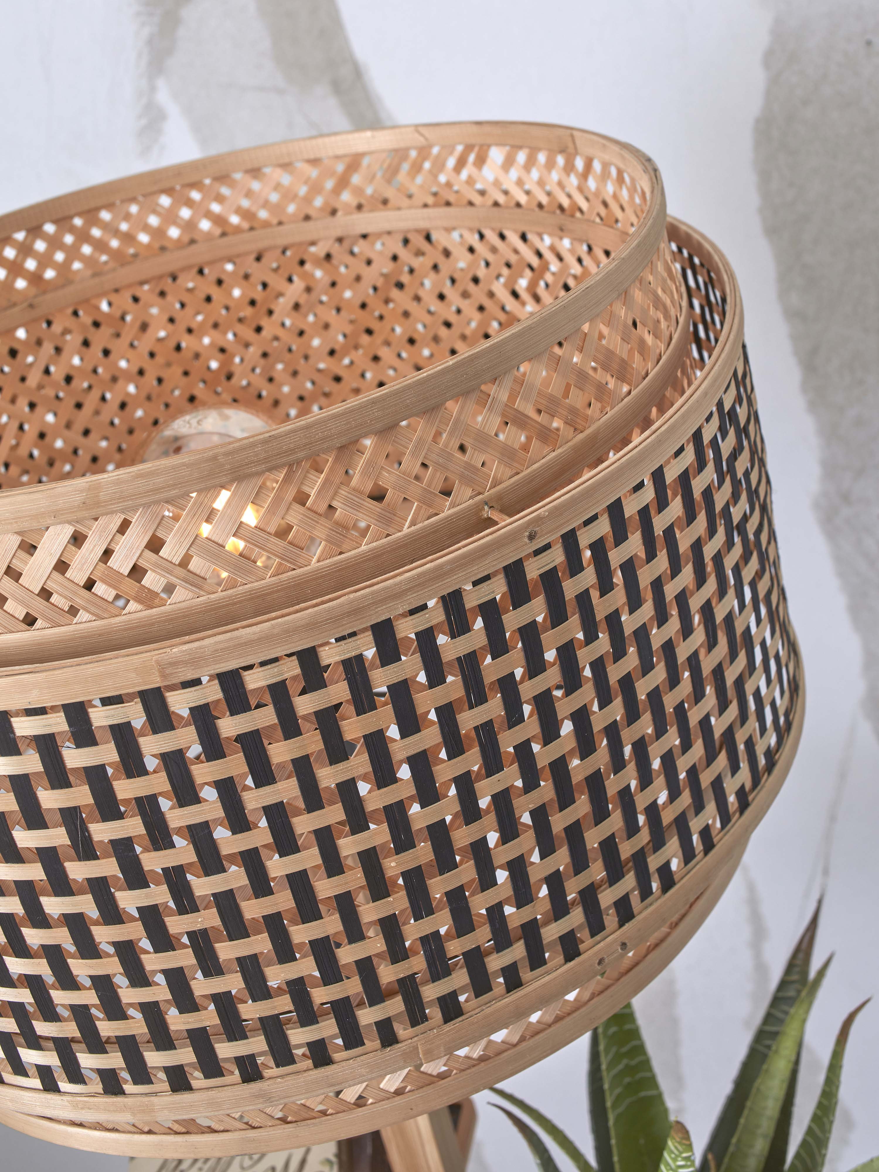 GOOD&MOJO Vloerlamp 'Bhutan' Met 2 plankjes, Bamboe, 160cm, kleur Naturel