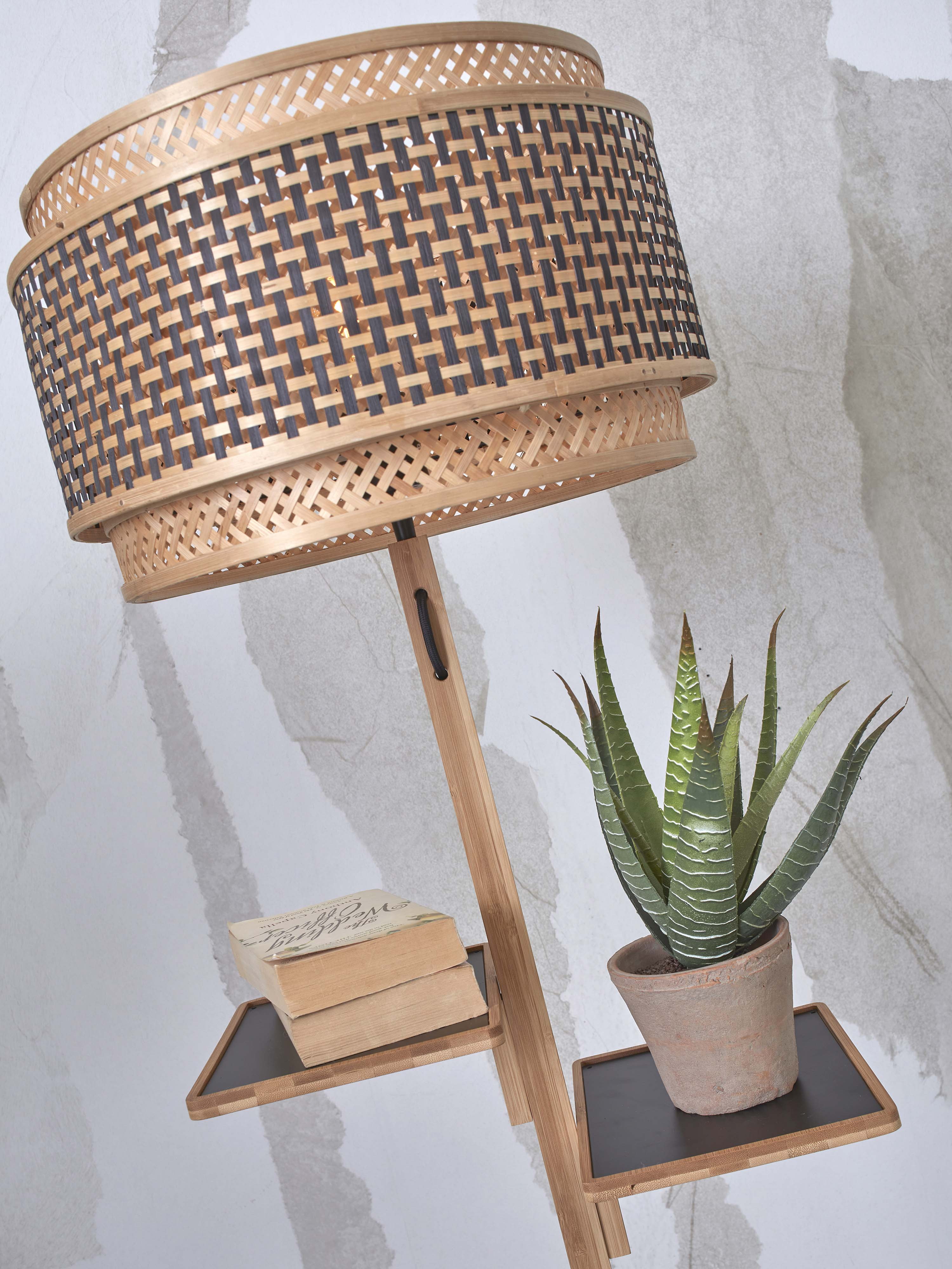 GOOD&MOJO Vloerlamp 'Bhutan' Met 2 plankjes, Bamboe, 160cm, kleur Naturel