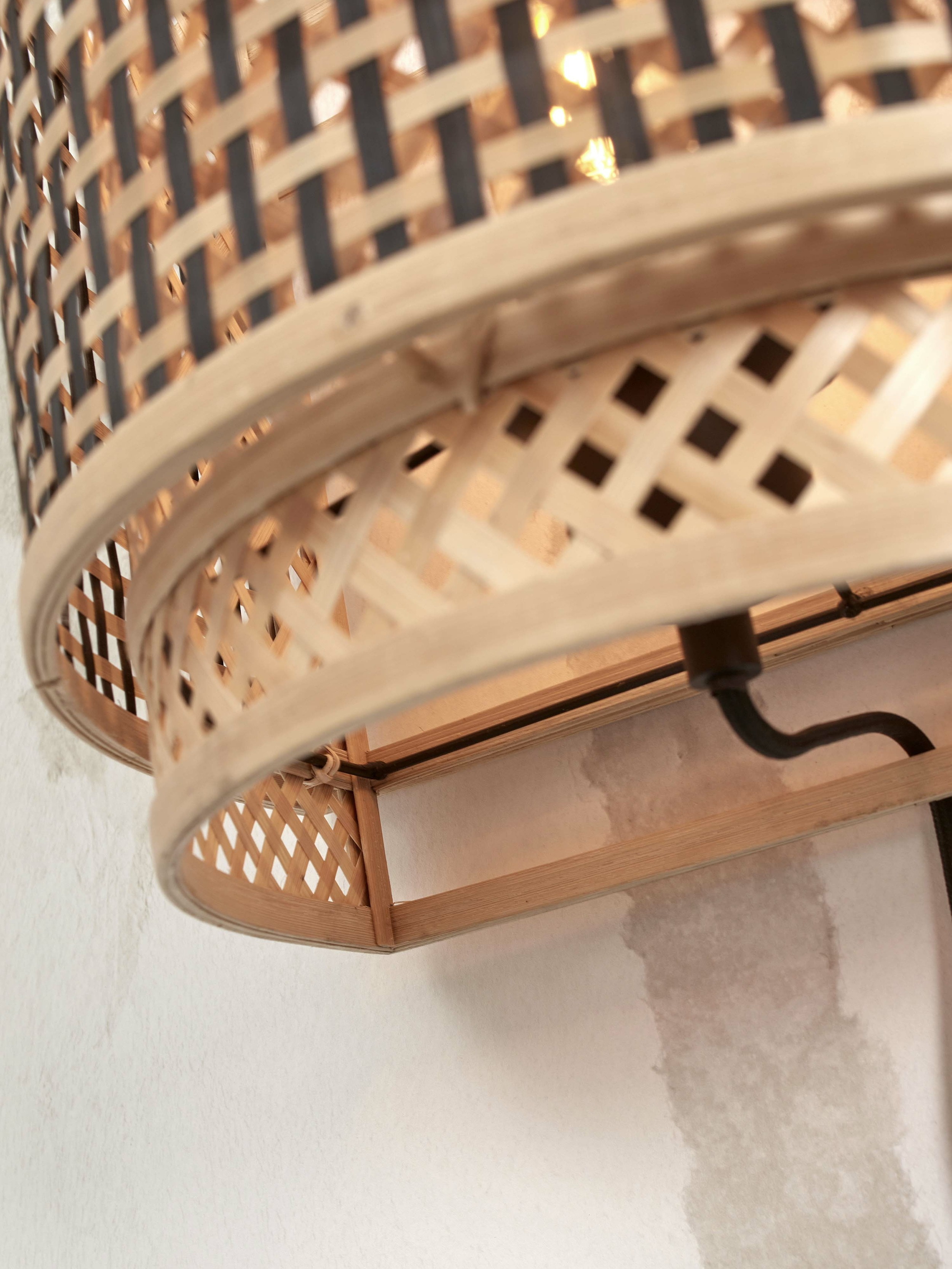 GOOD&MOJO Wandlamp 'Bhutan' Bamboe, 27 x 32cm, kleur Naturel/Zwart