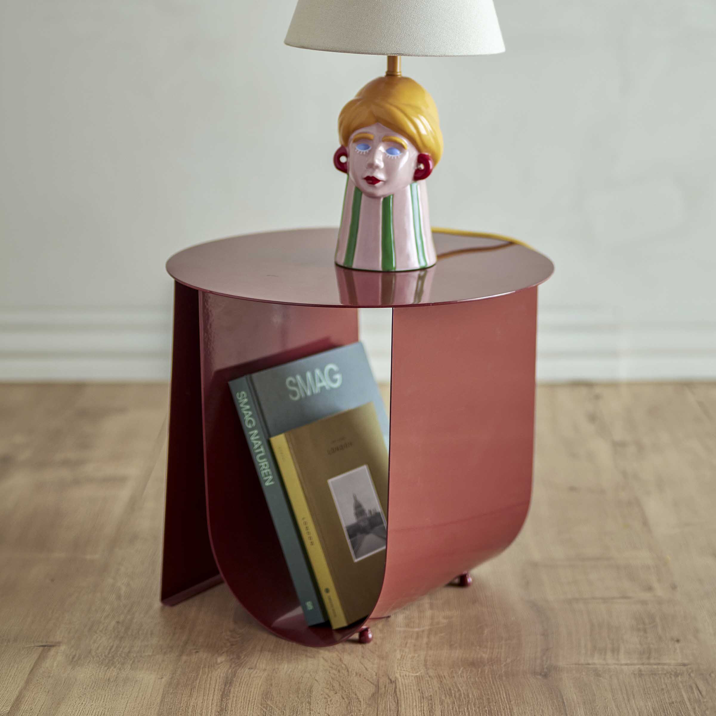 Bloomingville Ronde Bijzettafel Cher 43cm - Rood