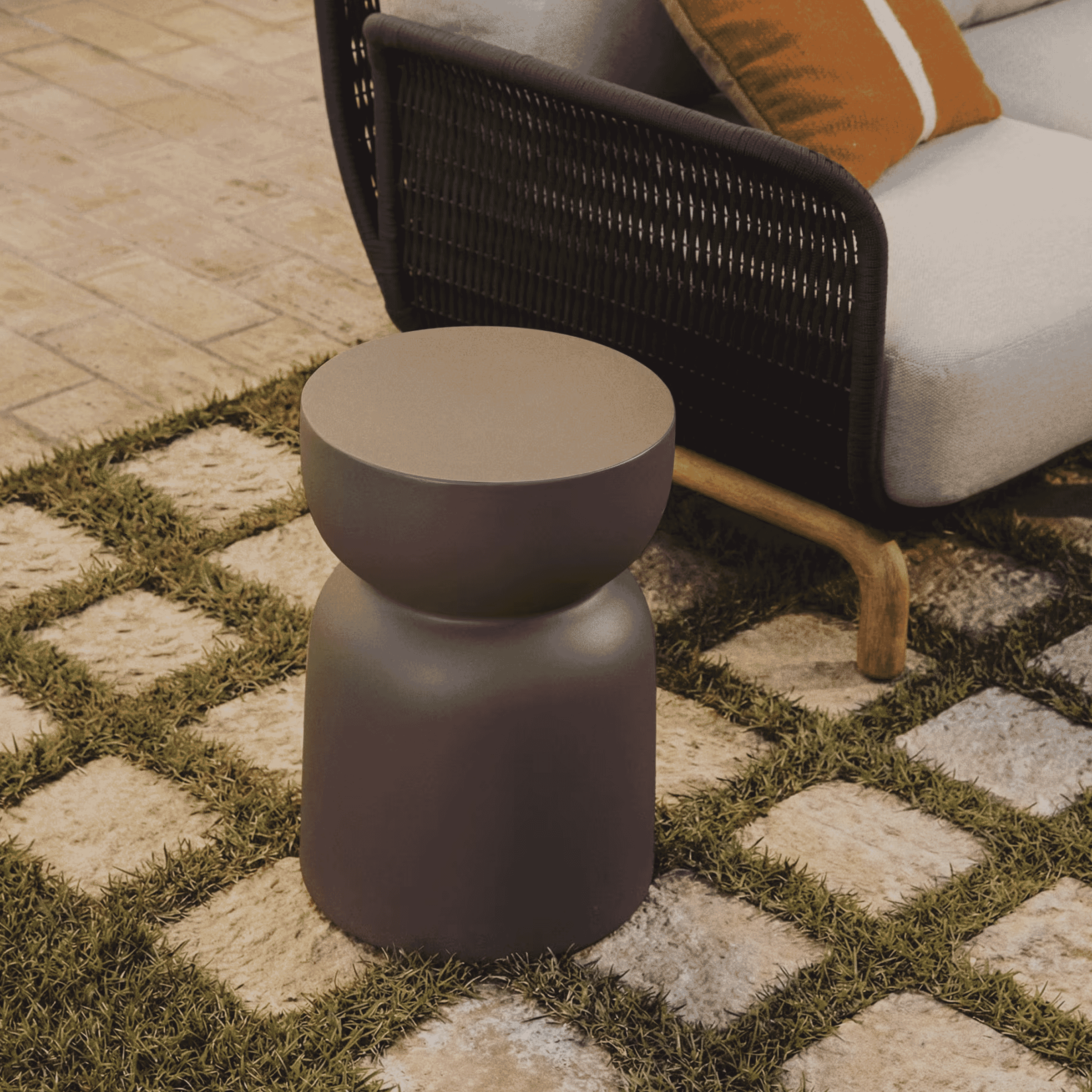 Kave Home Ronde Bijzettafel 'Garbet' Cement, 32cm, kleur Bruin