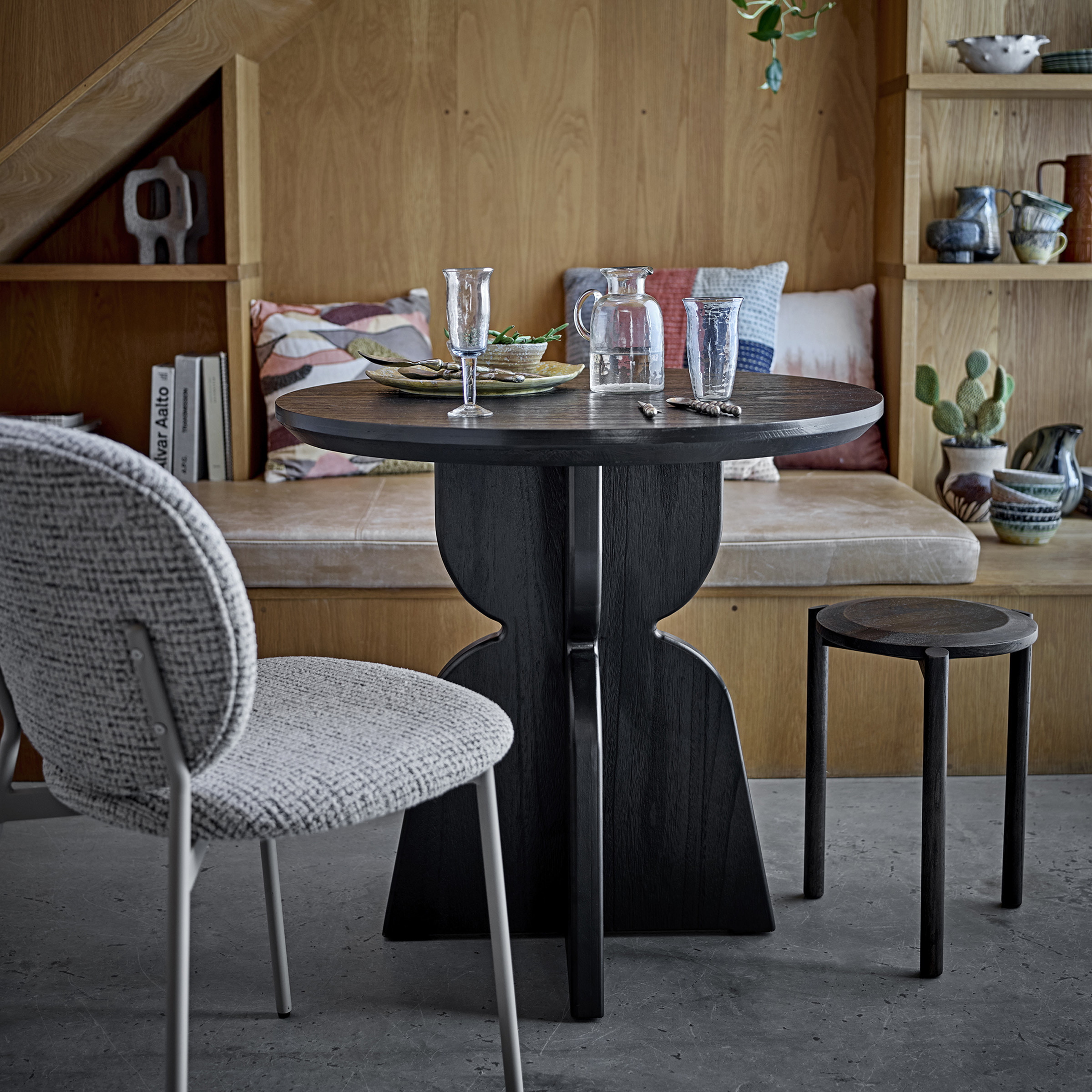 Bloomingville Ronde Bistrotafel Vixen Hout, 80cm - Zwart