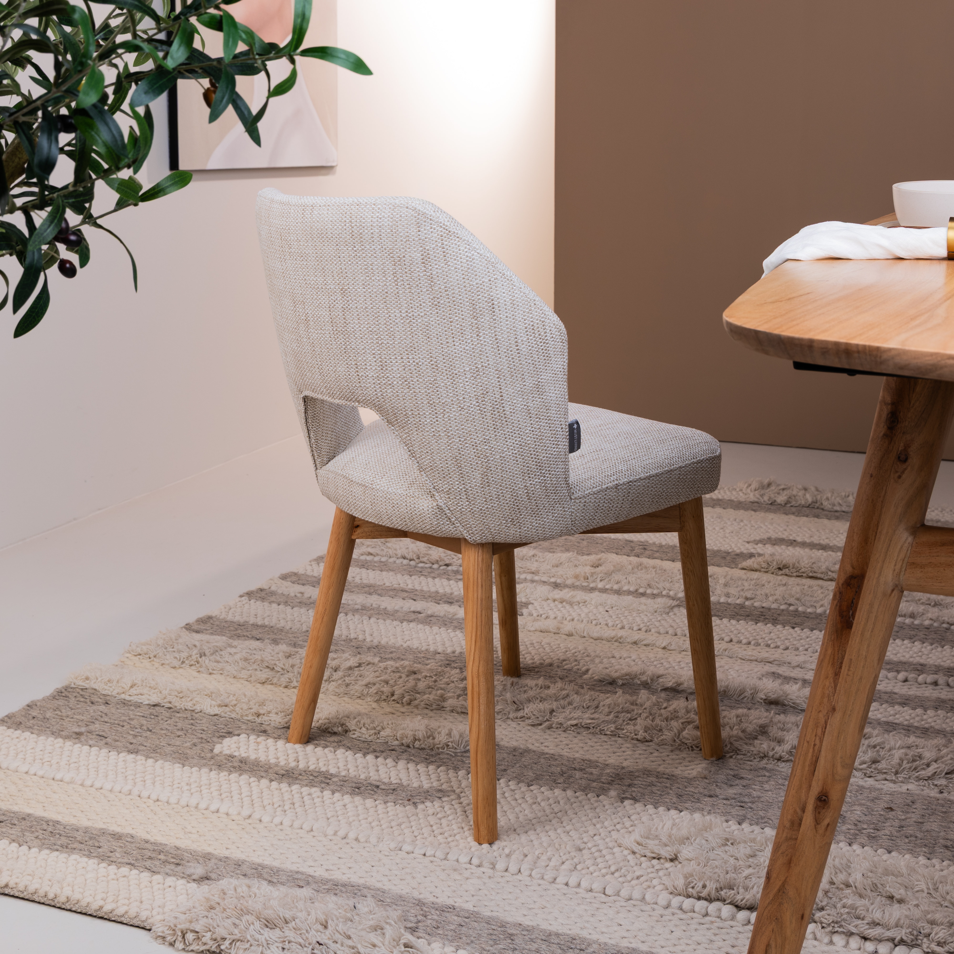 MUST Living Eetkamerstoel 'Blossom', kleur Naturel