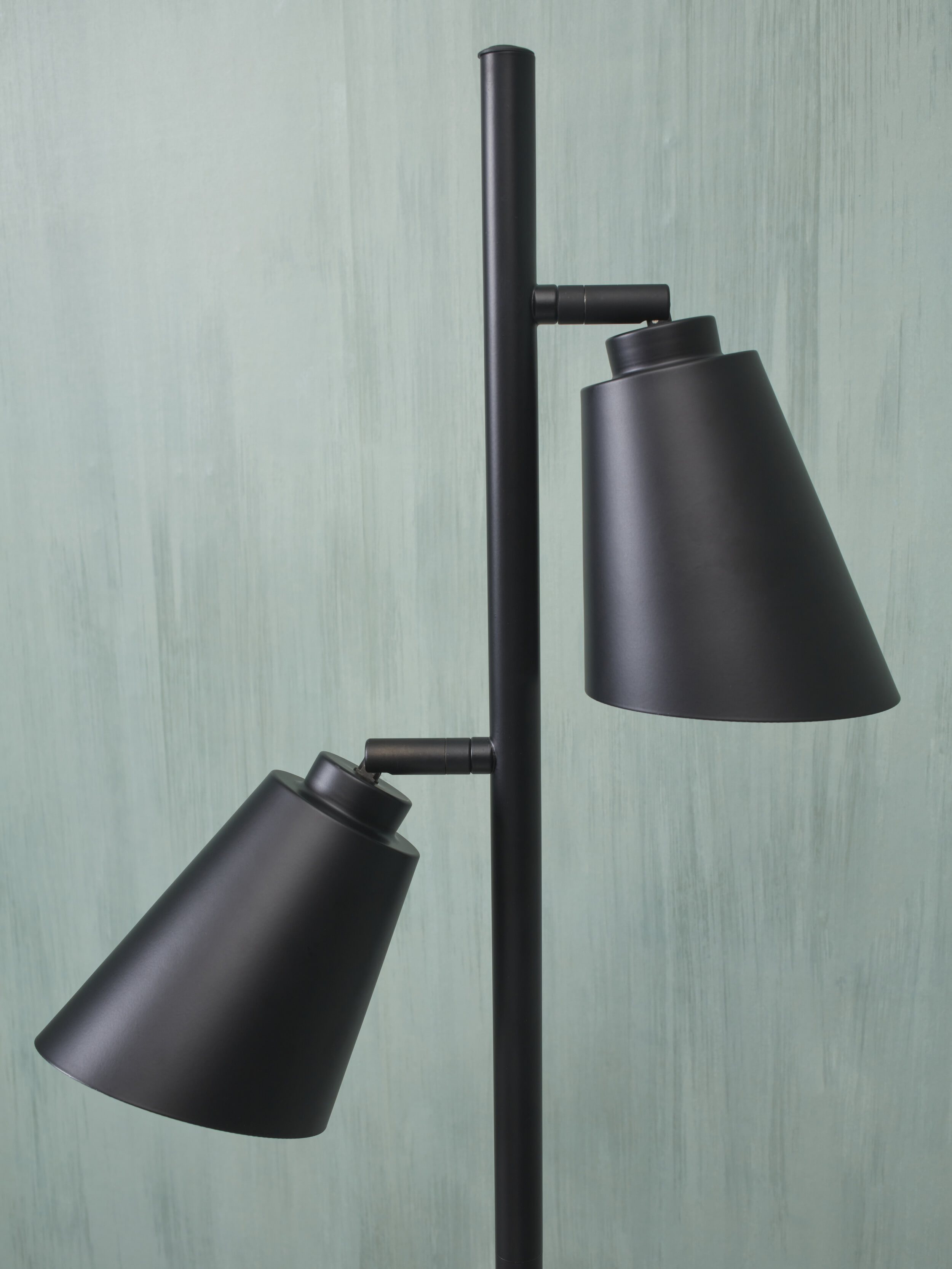 its about RoMi Vloerlamp 'Bremen' 2-lamps, kleur Zwart
